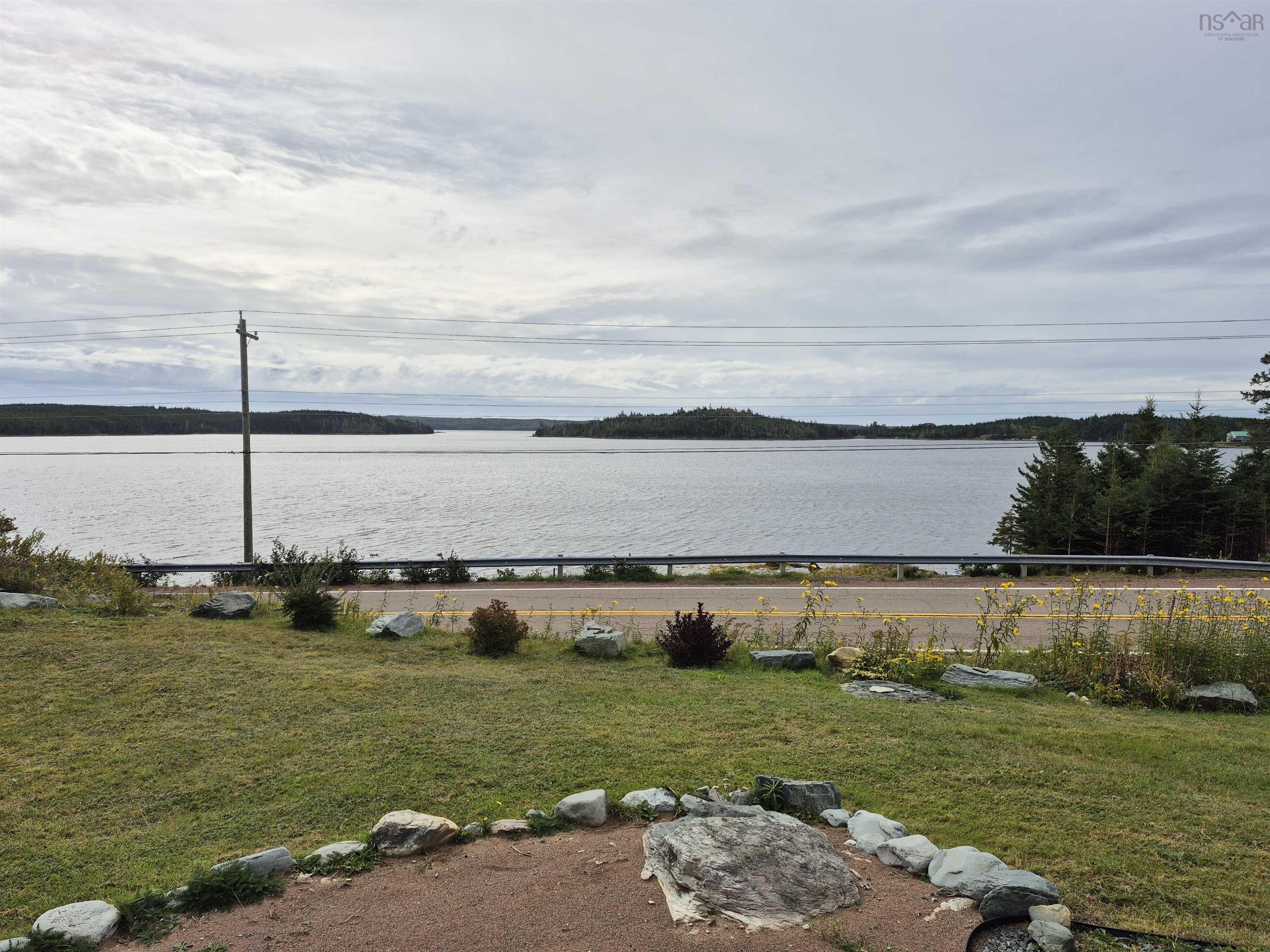 $194,900.00: 4639 Highway 7, Spanish Ship Bay