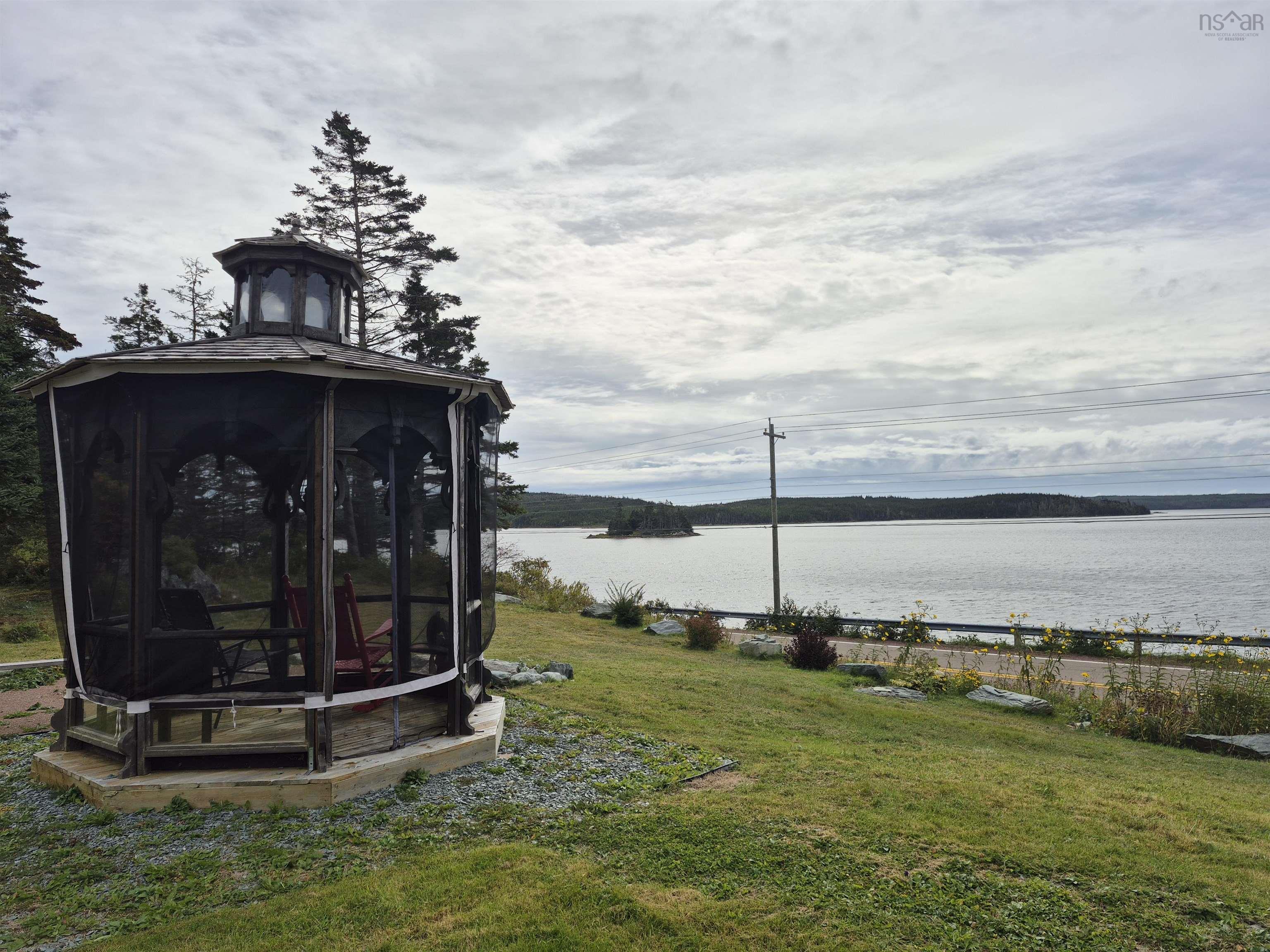 $194,900.00: 4639 Highway 7, Spanish Ship Bay