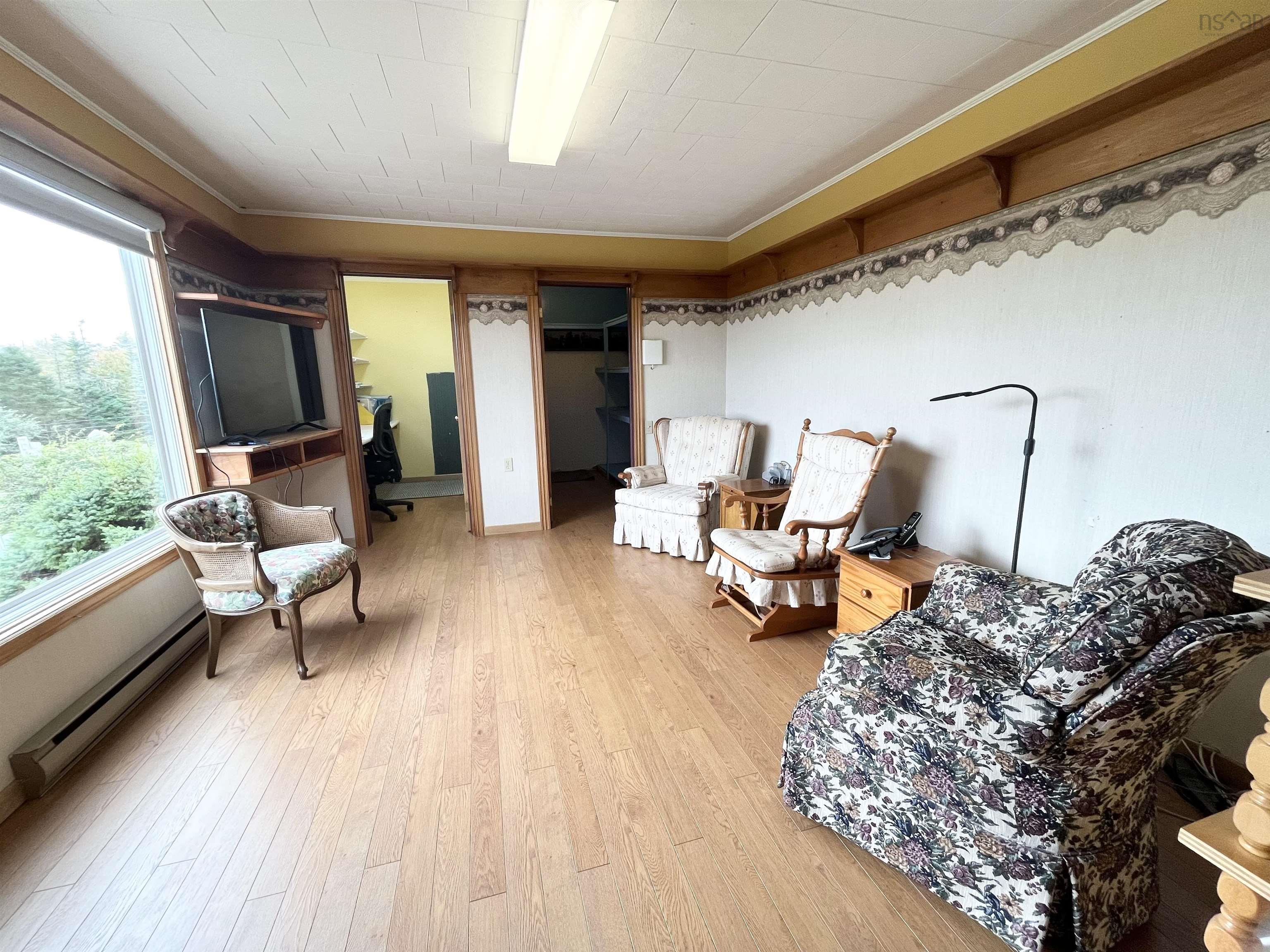 $499,000.00: 1443 Stoney Island Road Road, Stoney Island