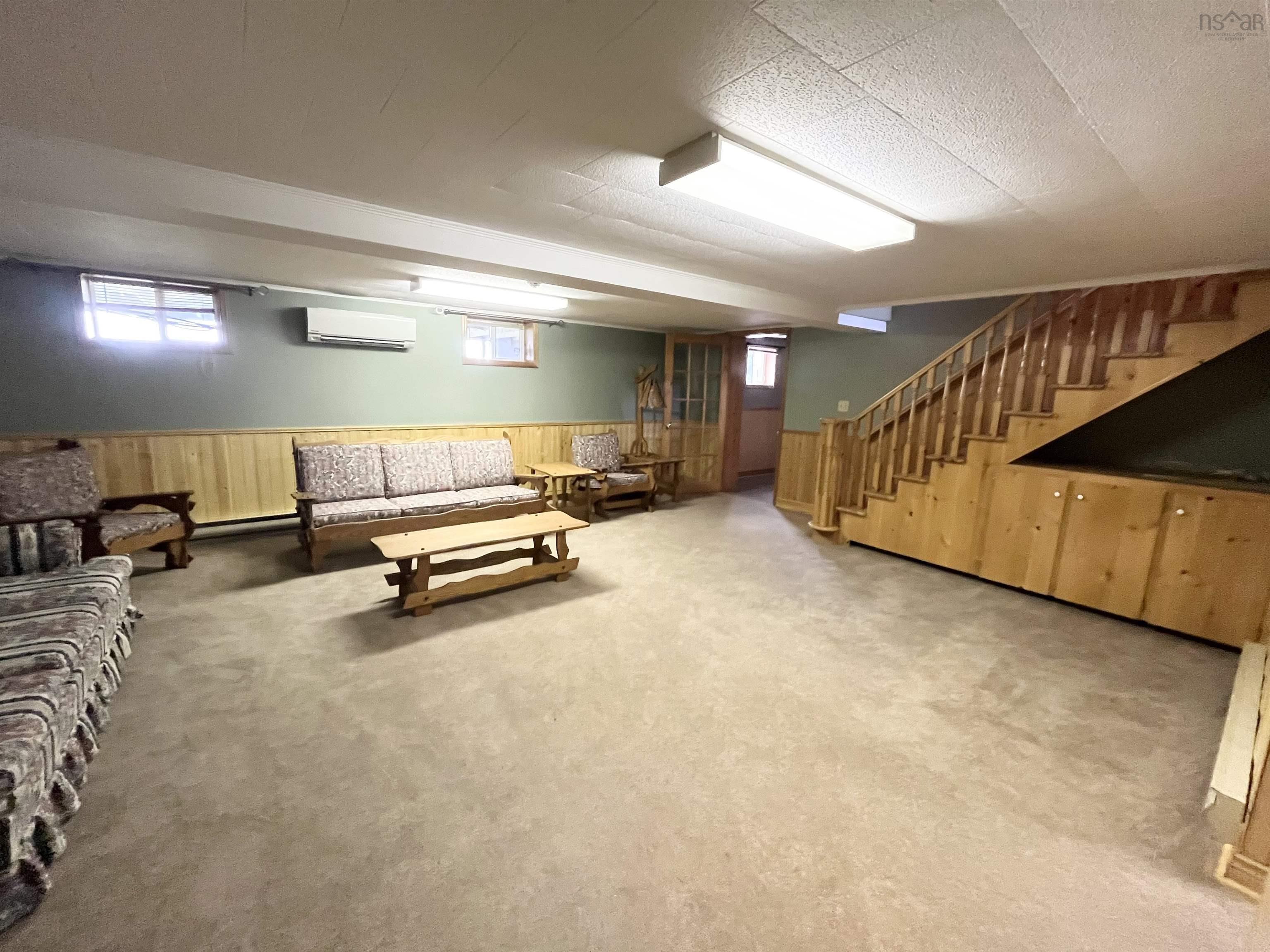 $499,000.00: 1443 Stoney Island Road Road, Stoney Island