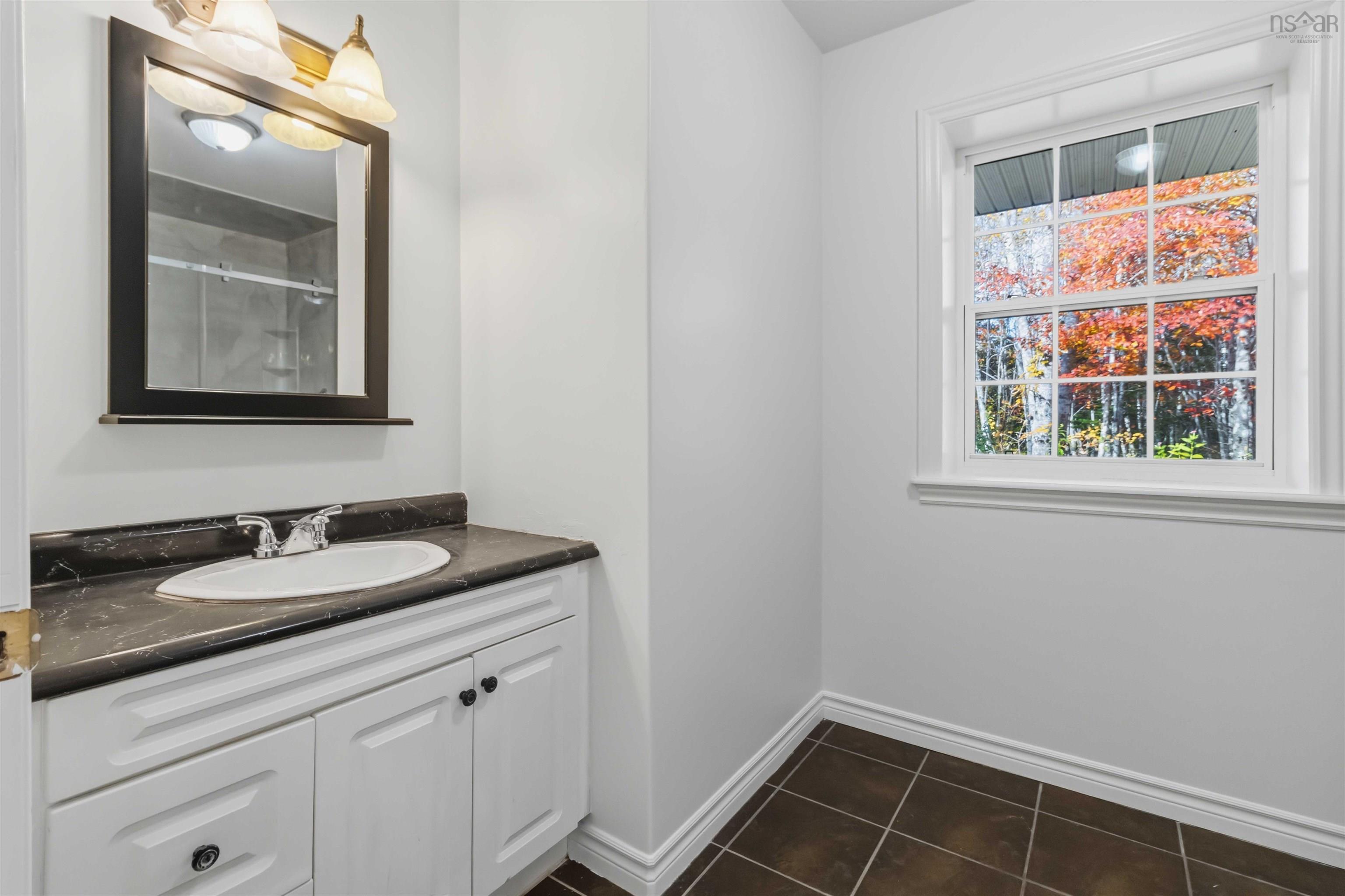 $539,900.00: 219 Bishops Gate Road, Hammonds Plains