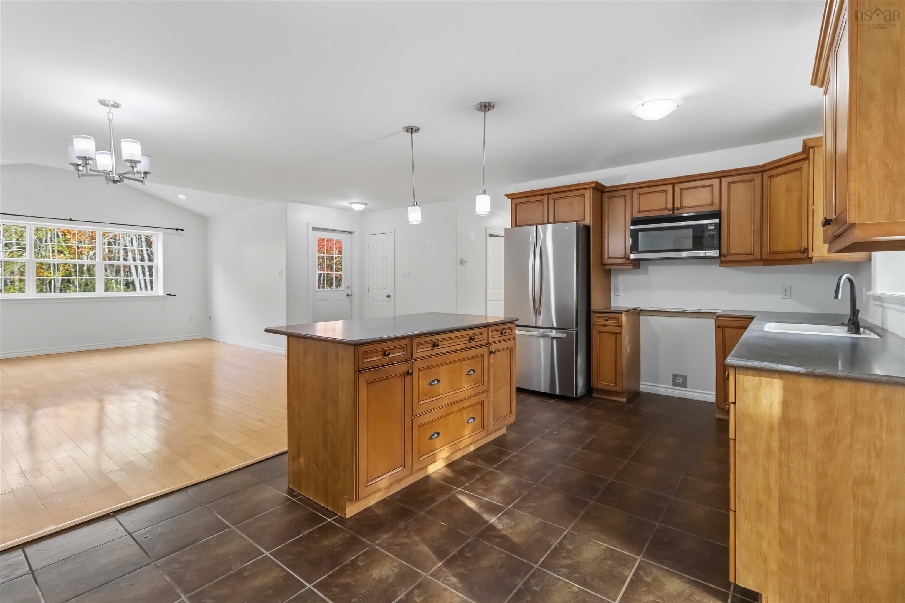 $539,900.00: 219 Bishops Gate Road, Hammonds Plains