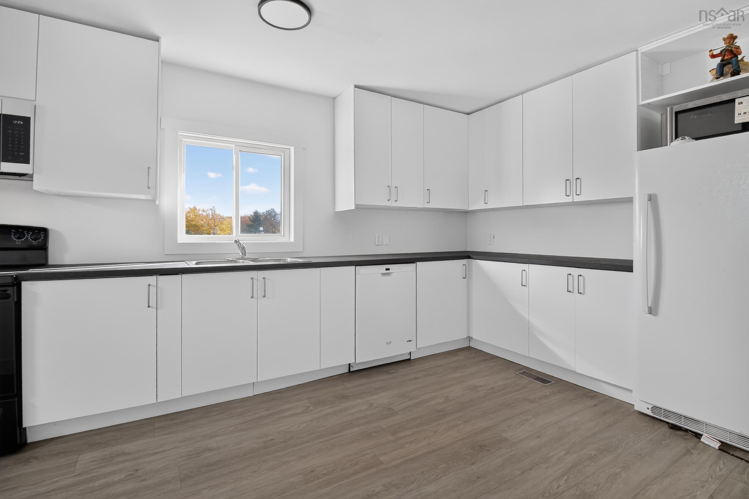 $699,990.00: 65/67 Brian Drive, Dartmouth