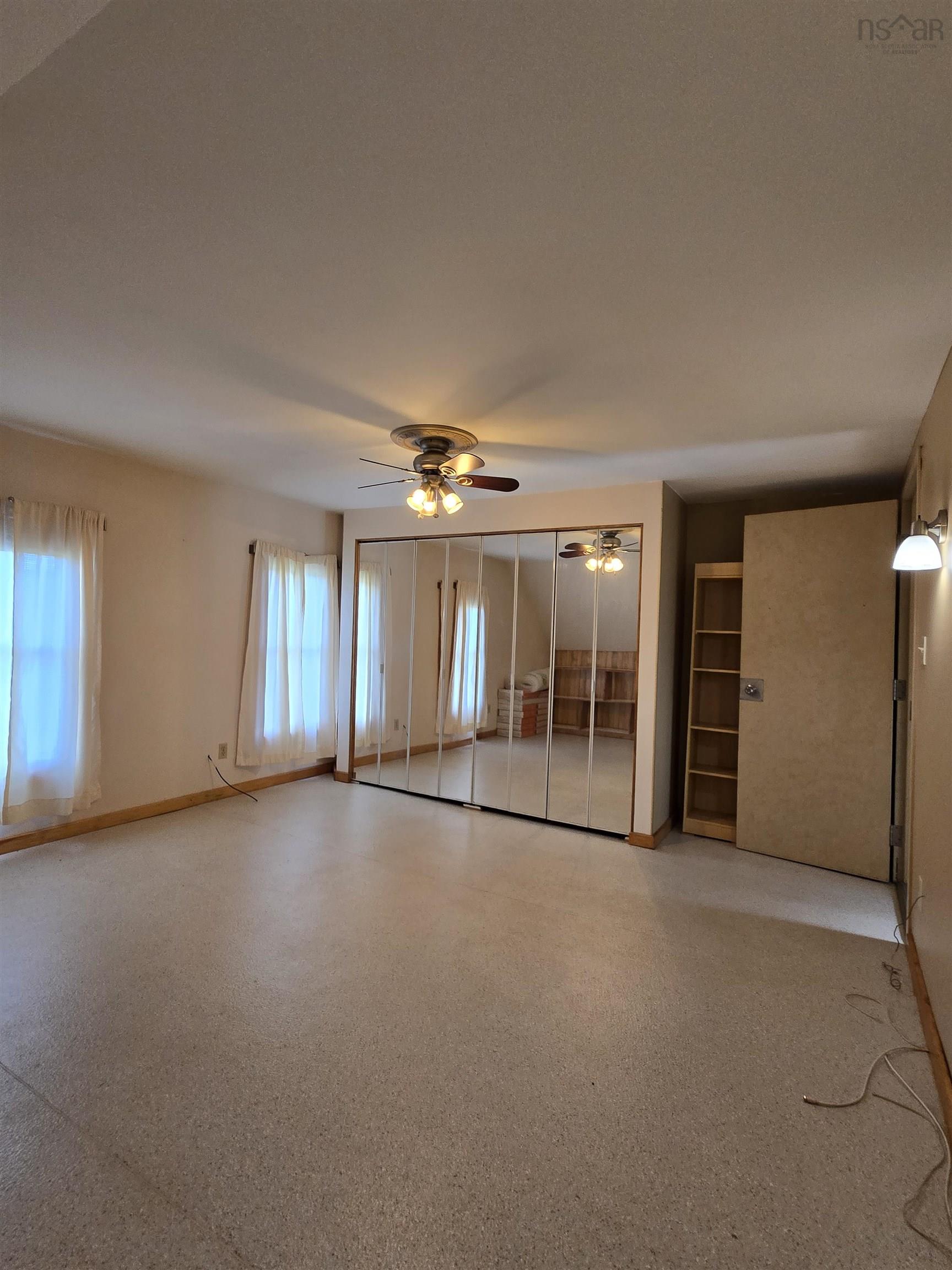 $340,000.00: 5992 Highway 1, Granville Centre