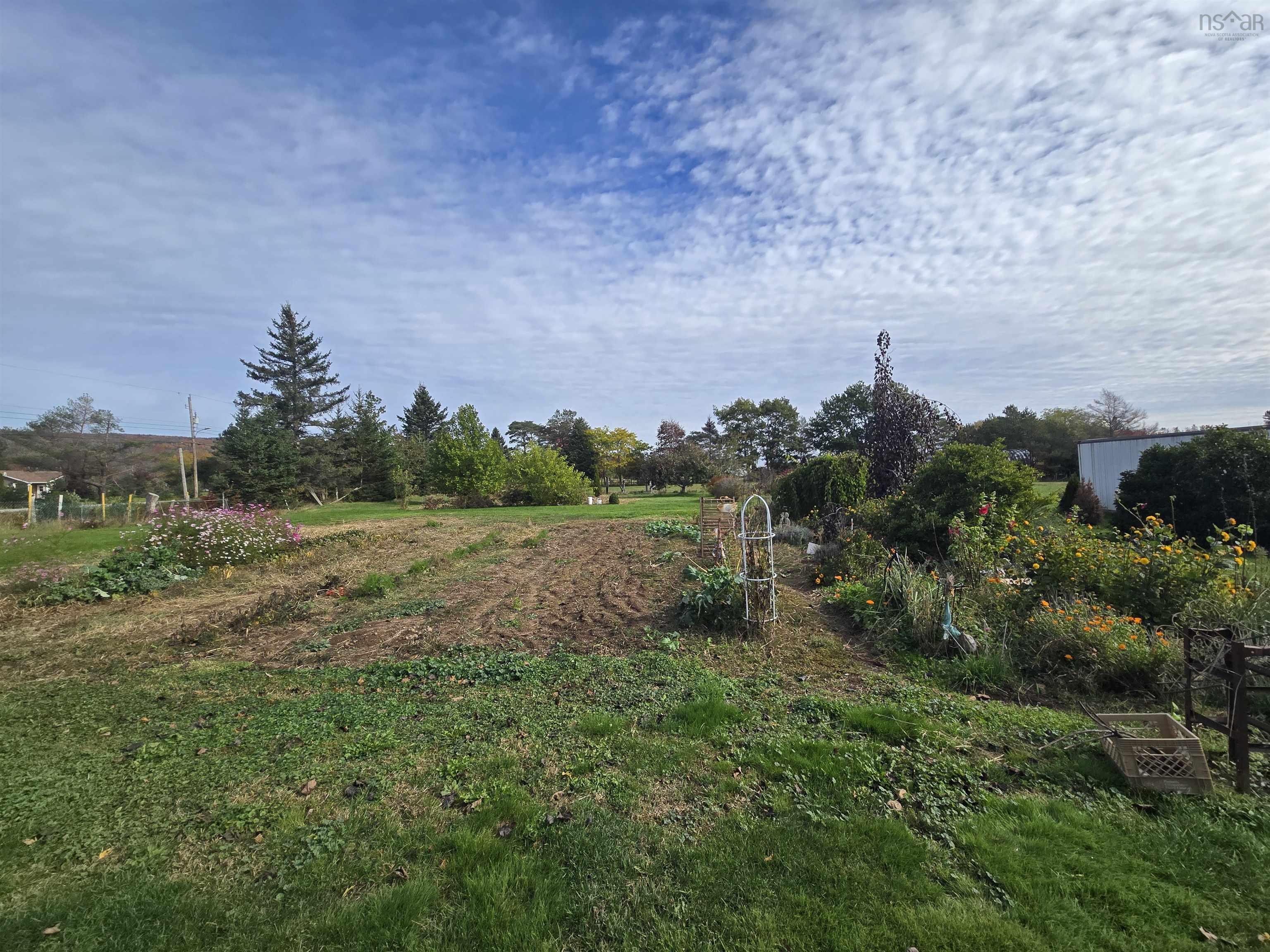 $340,000.00: 5992 Highway 1, Granville Centre