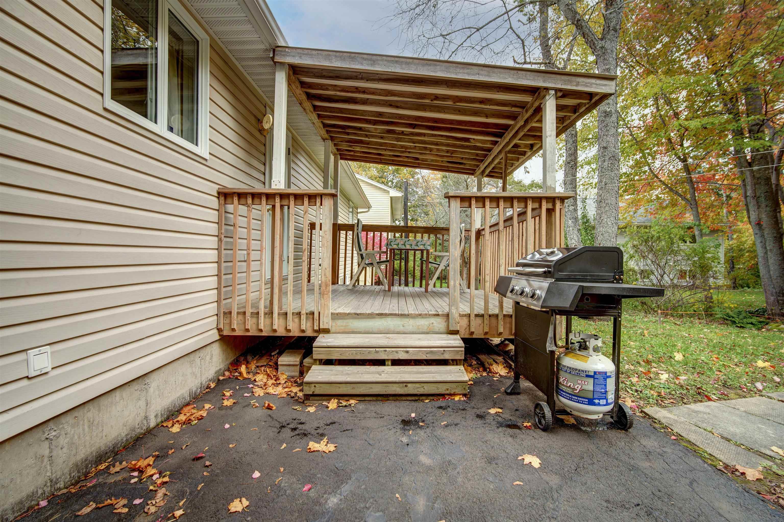 $629,900.00: 28 Fort Sackville Road, Bedford