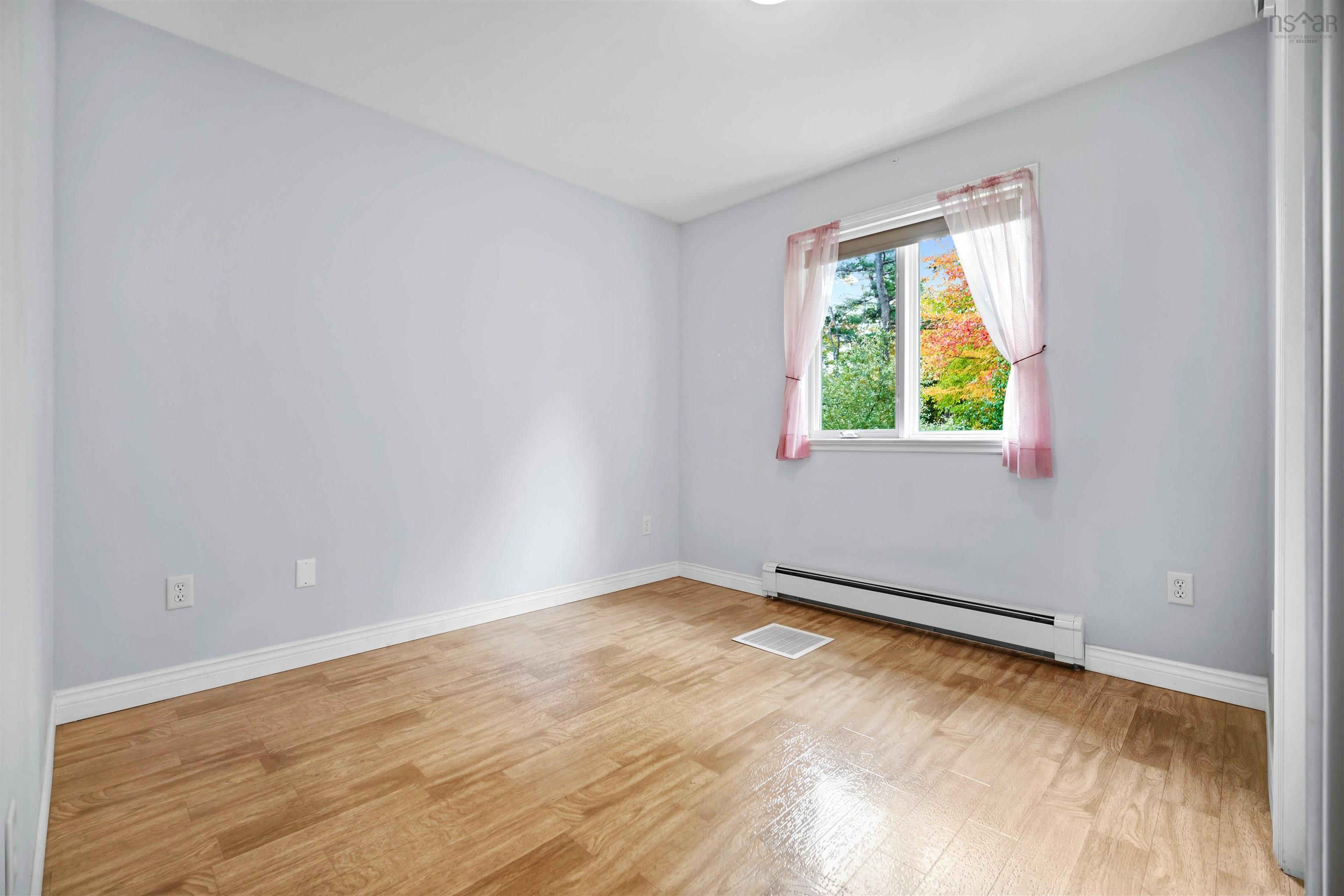 $629,900.00: 28 Fort Sackville Road, Bedford