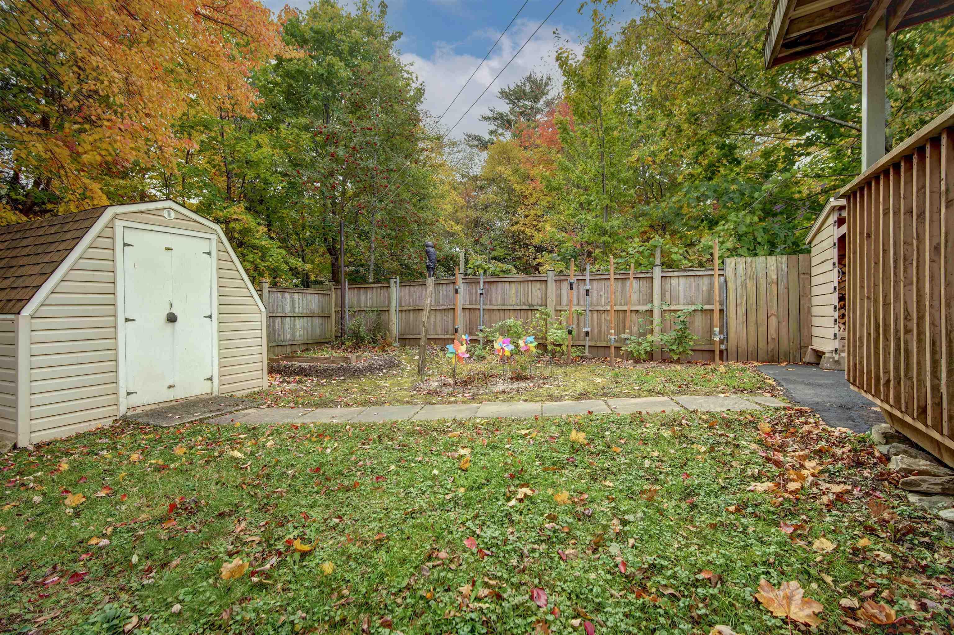 $629,900.00: 28 Fort Sackville Road, Bedford