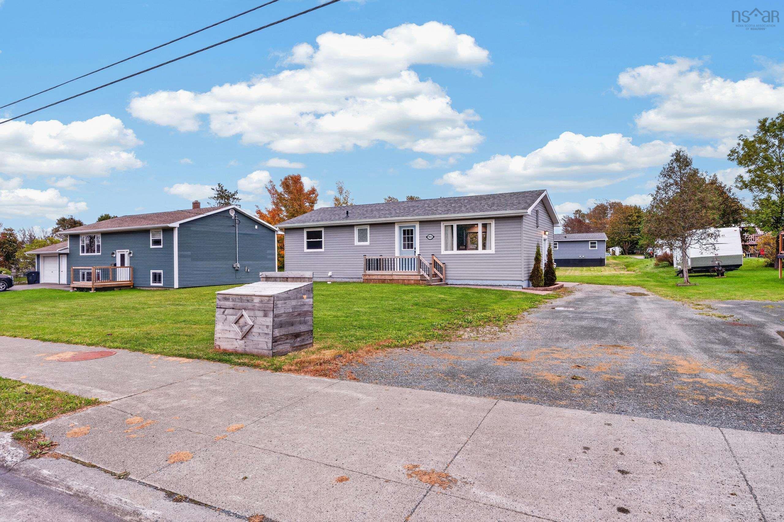 $359,000.00: 981 Westmount Road, Westmount