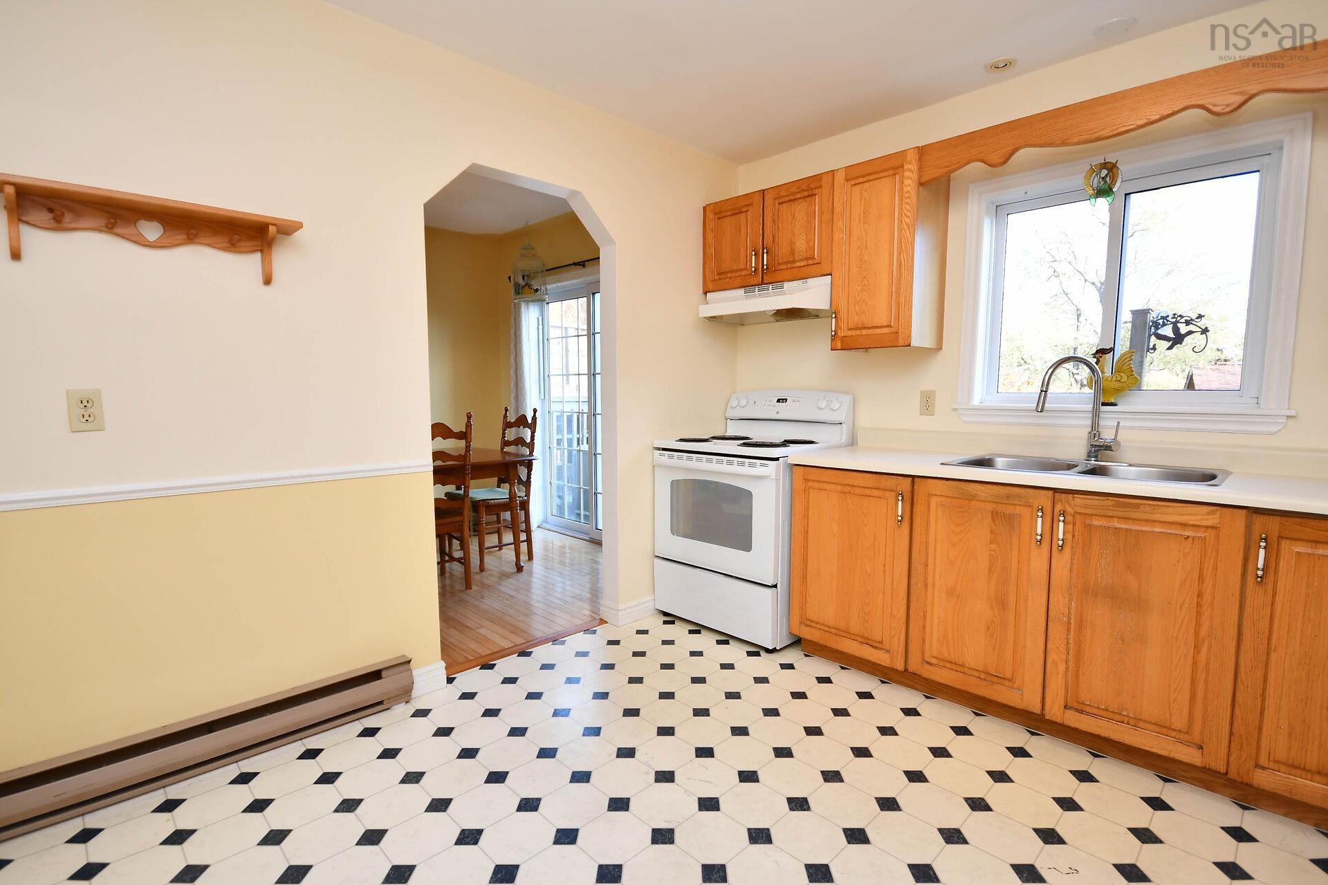 $350,000.00: 9 Briarwood Drive, Eastern Passage