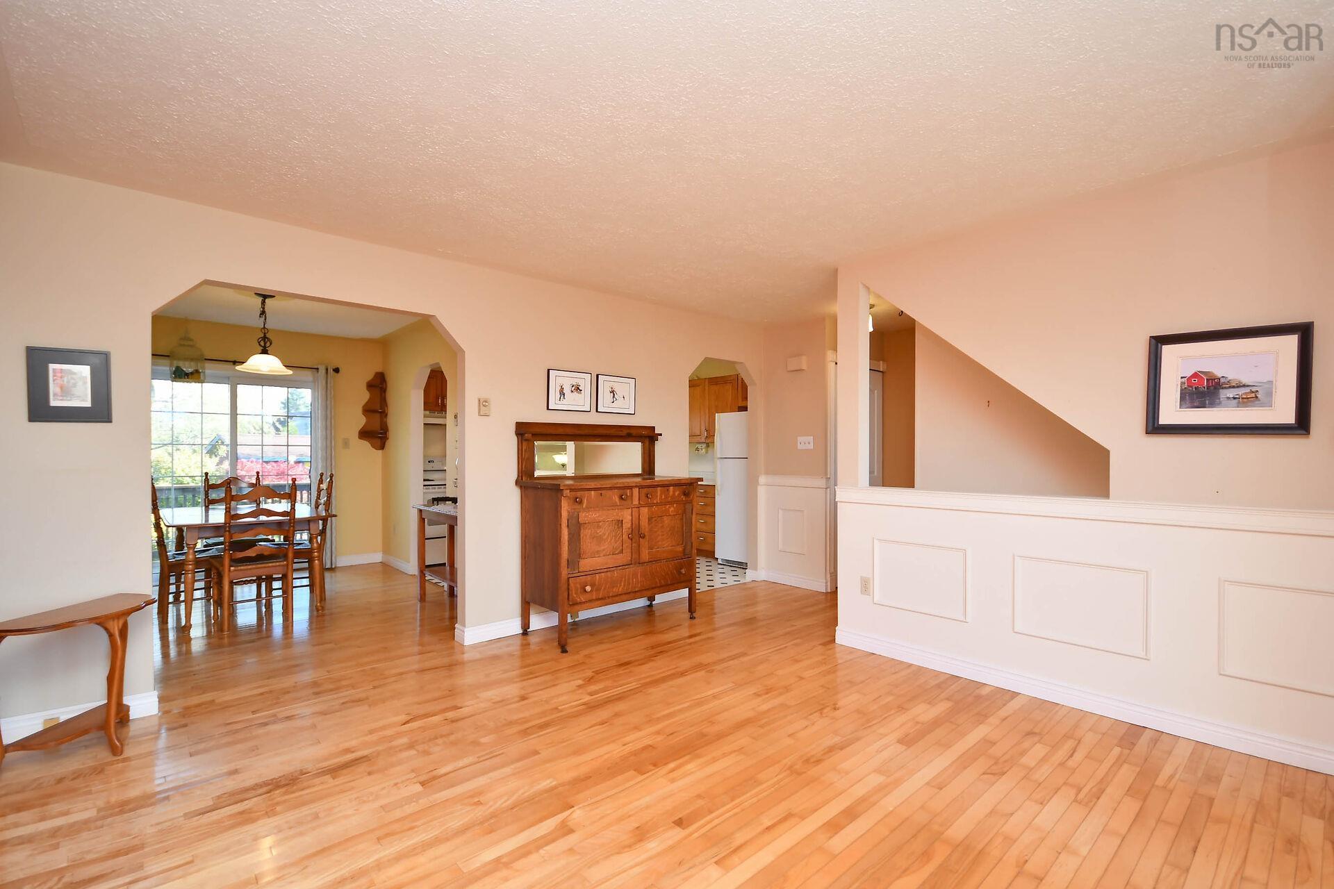 $350,000.00: 9 Briarwood Drive, Eastern Passage