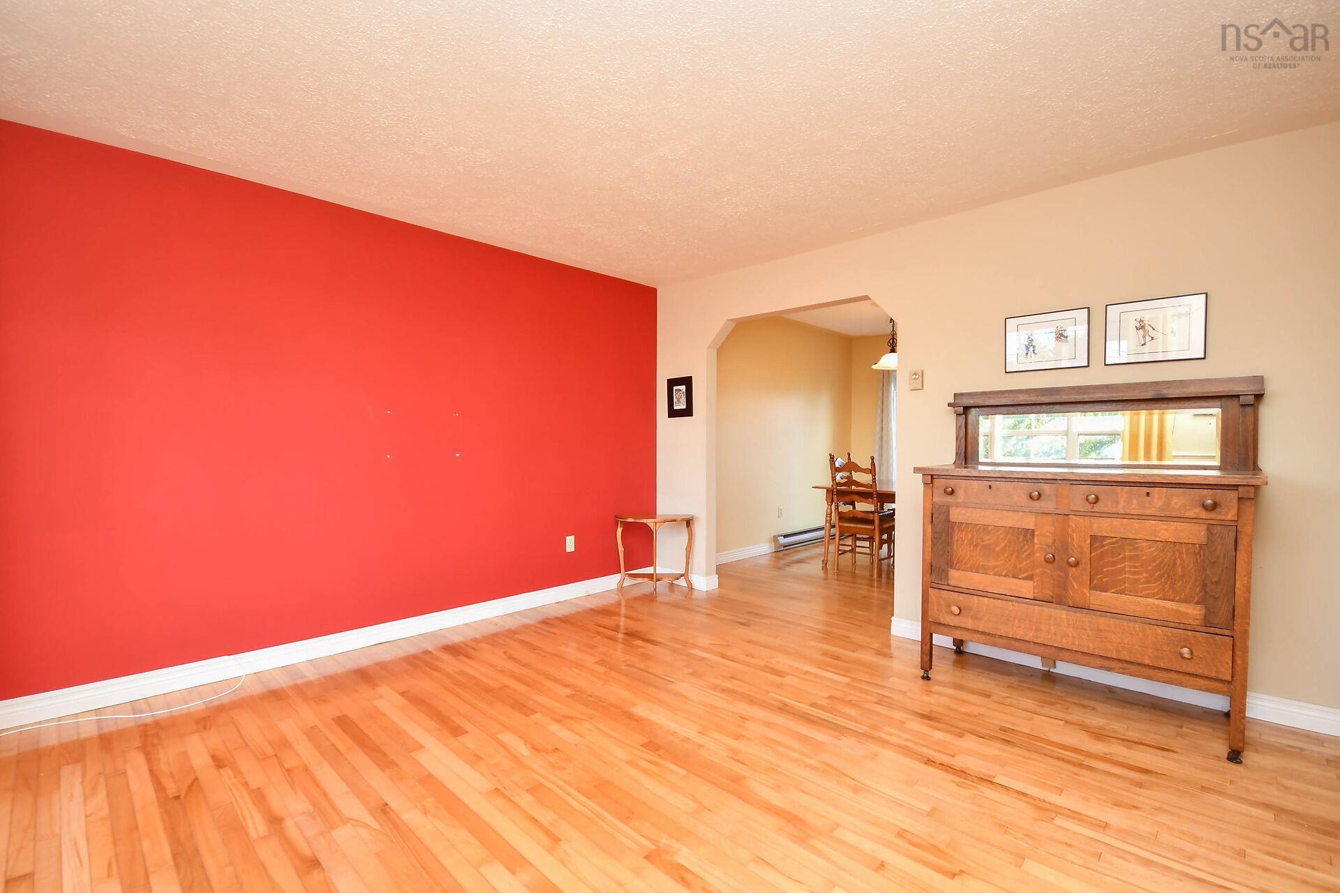$350,000.00: 9 Briarwood Drive, Eastern Passage