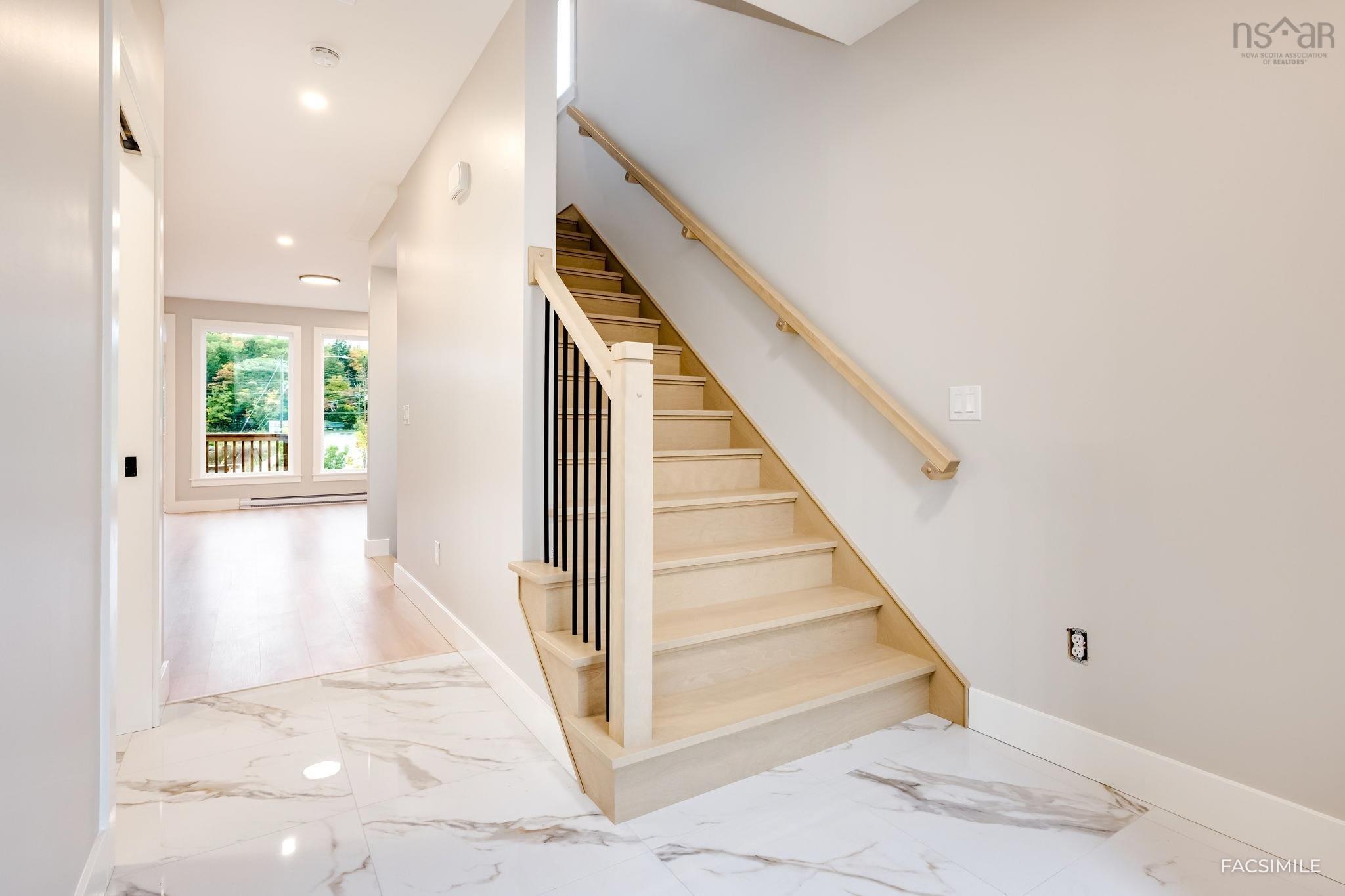$699,900.00: 25A 184 Honeygold Drive, Halifax