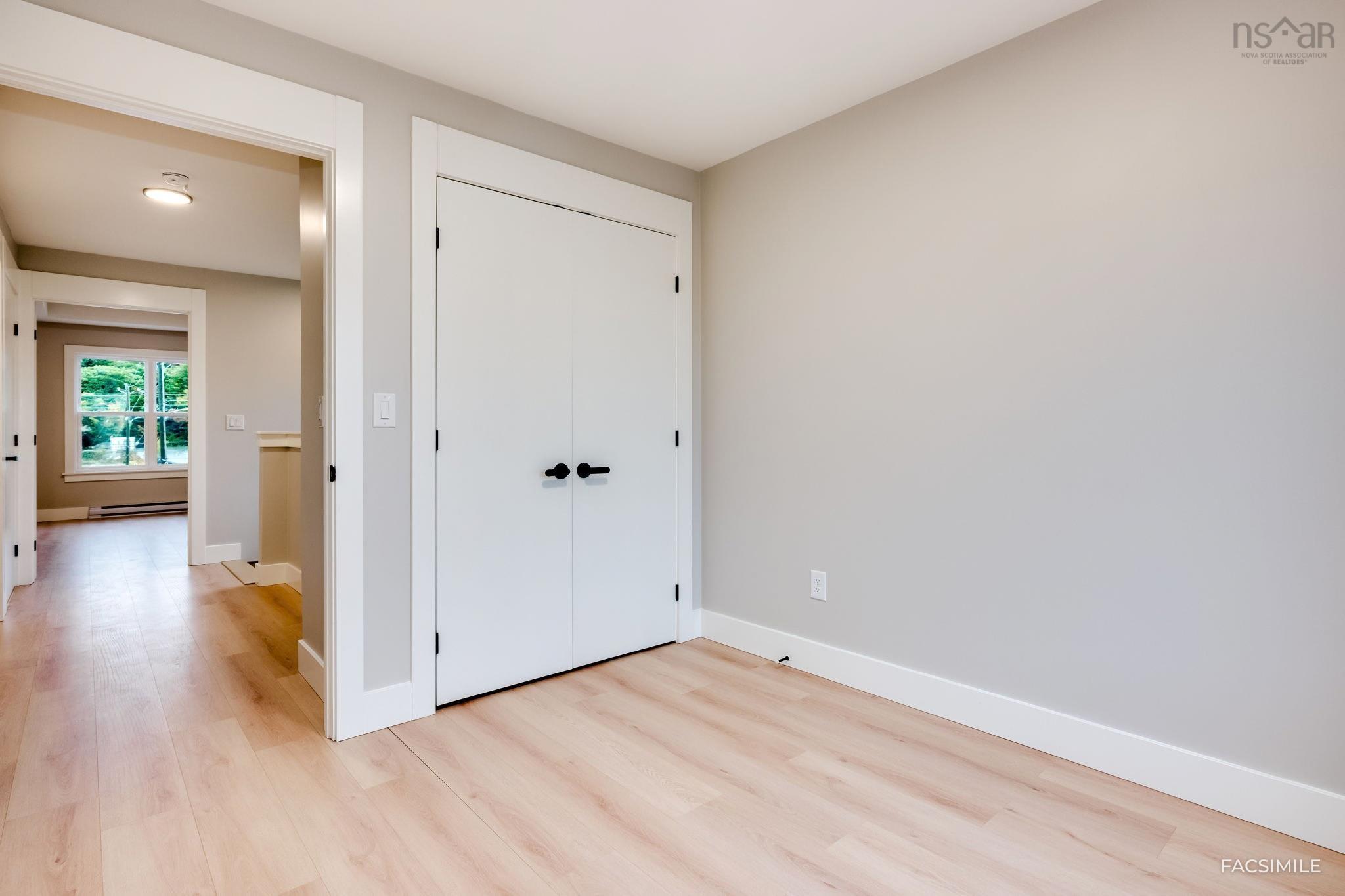 $699,900.00: 25A 184 Honeygold Drive, Halifax