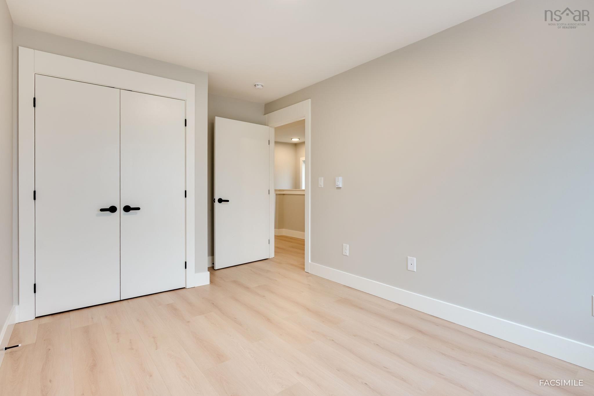 $699,900.00: 25A 184 Honeygold Drive, Halifax