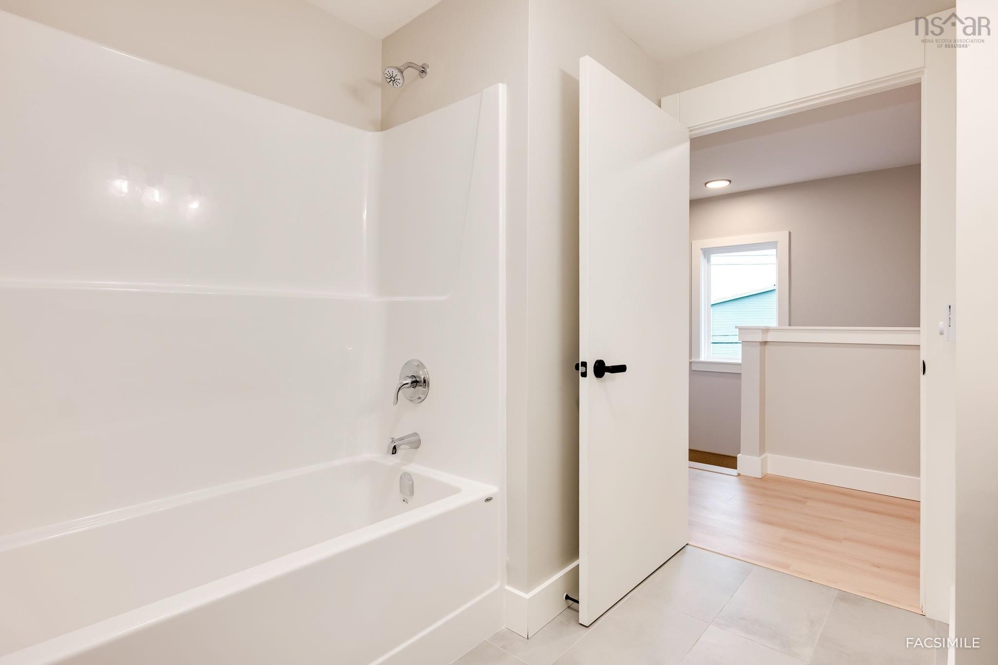 $699,900.00: 25A 184 Honeygold Drive, Halifax