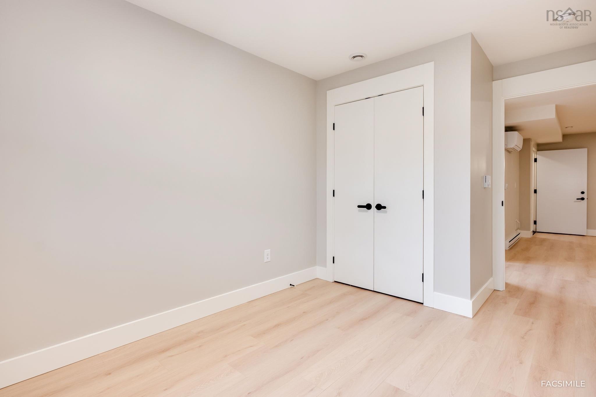$699,900.00: 25A 184 Honeygold Drive, Halifax