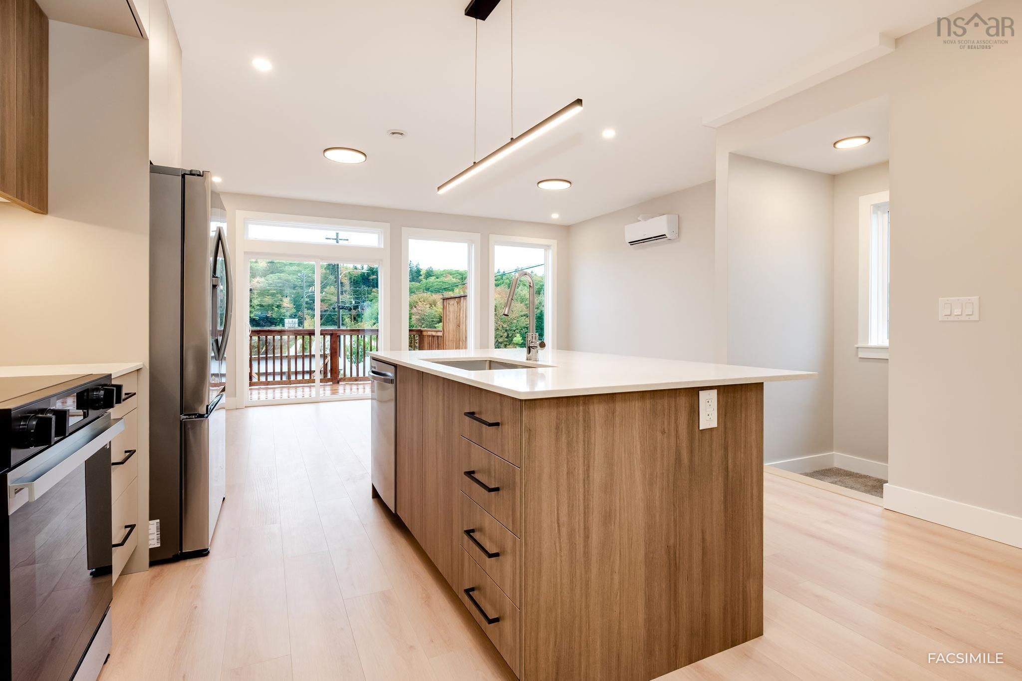 $699,900.00: 25A 184 Honeygold Drive, Halifax