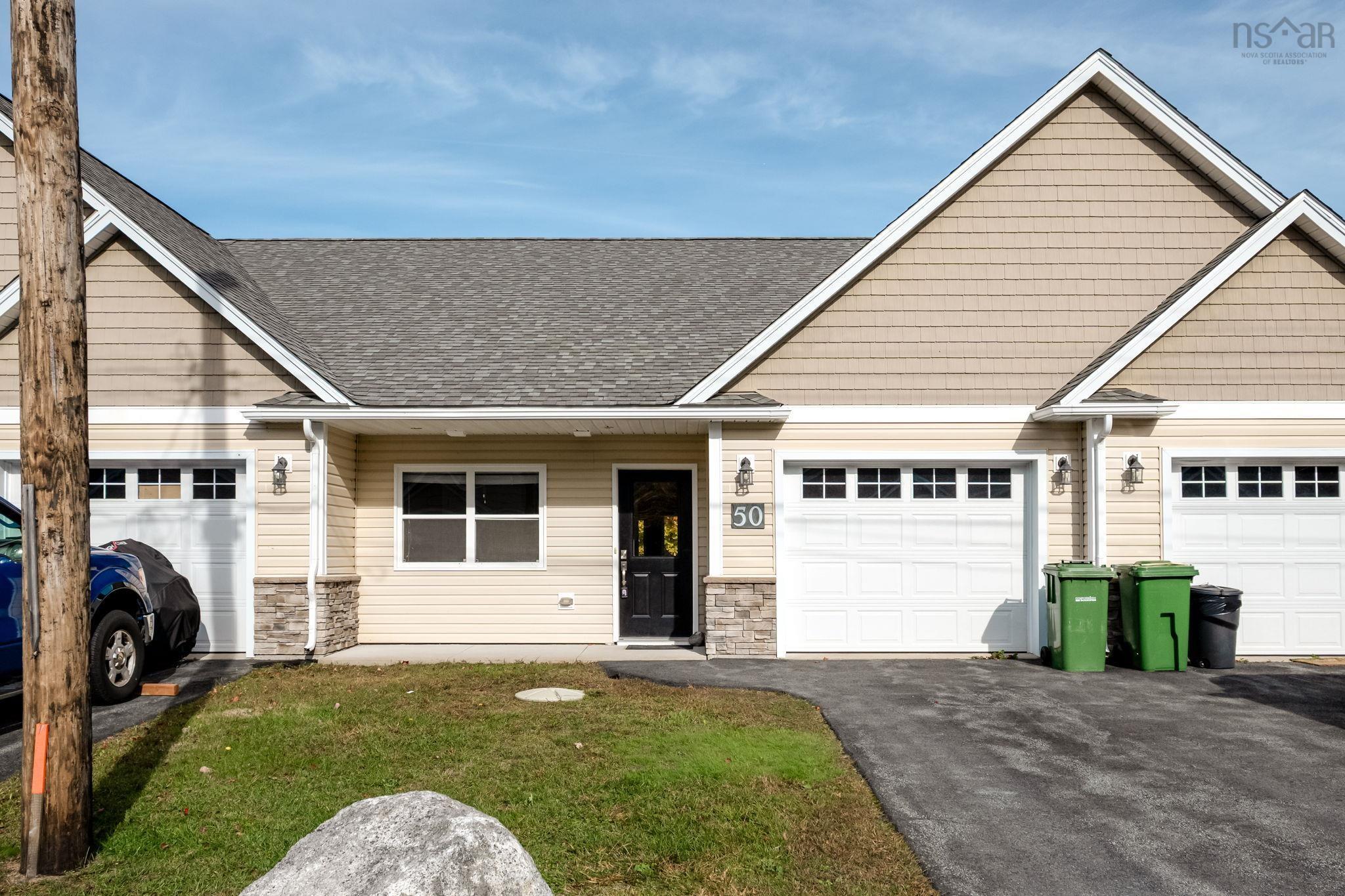 $410,000.00: 50 Founders Court, Porters Lake