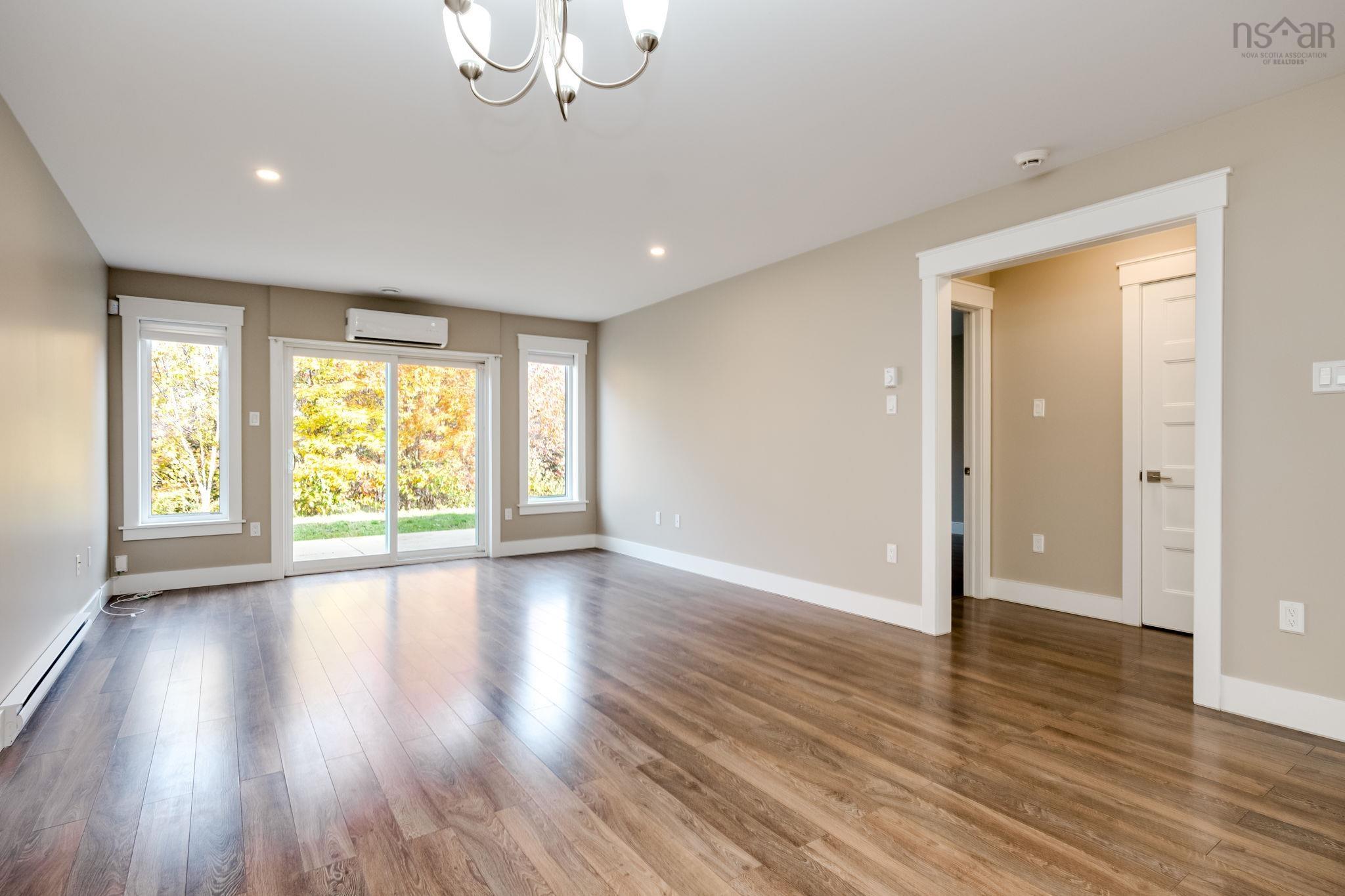 $410,000.00: 50 Founders Court, Porters Lake