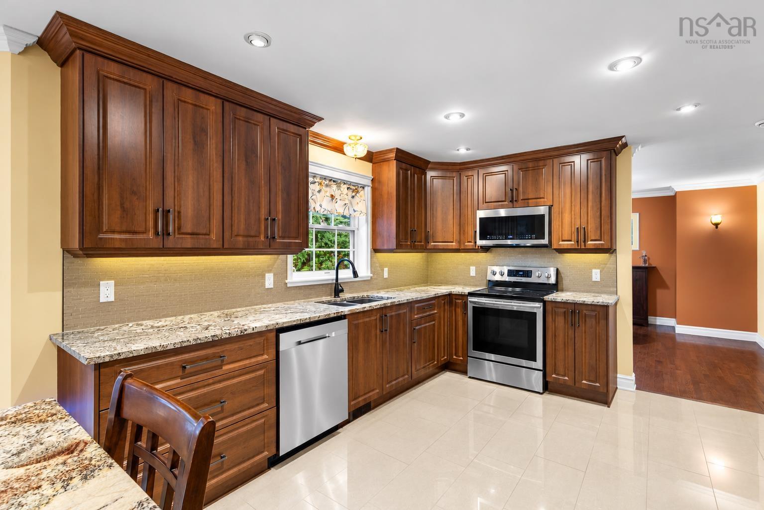 $929,900.00: 20 Perry Court, Fall River