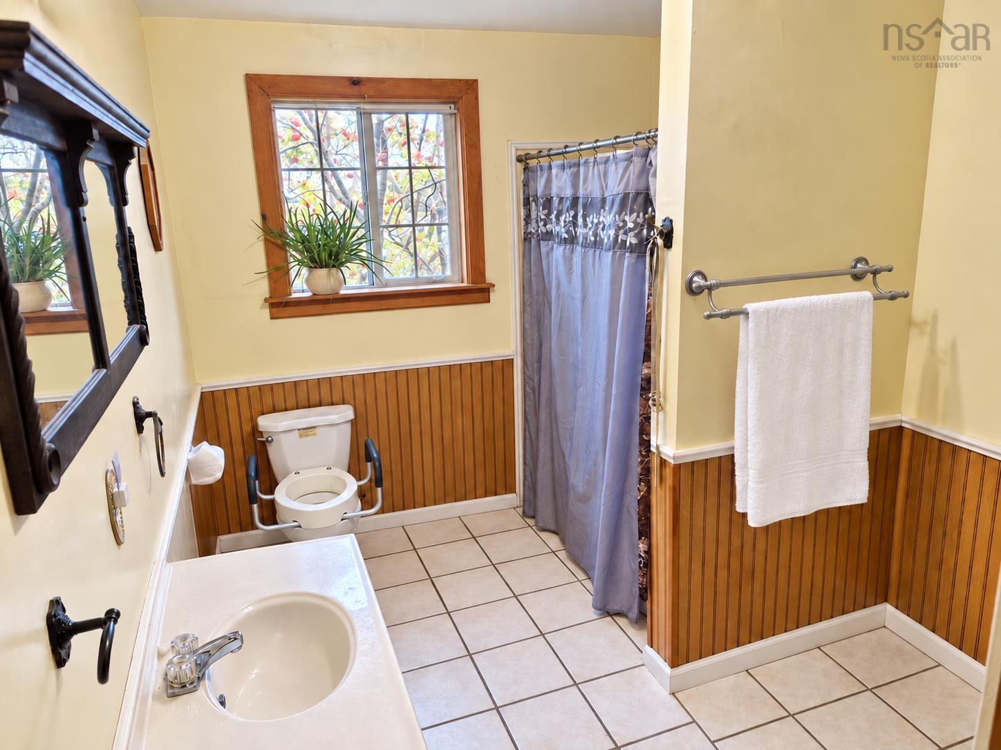 $298,900.00: 4578 Highway 7, Spanish Ship Bay