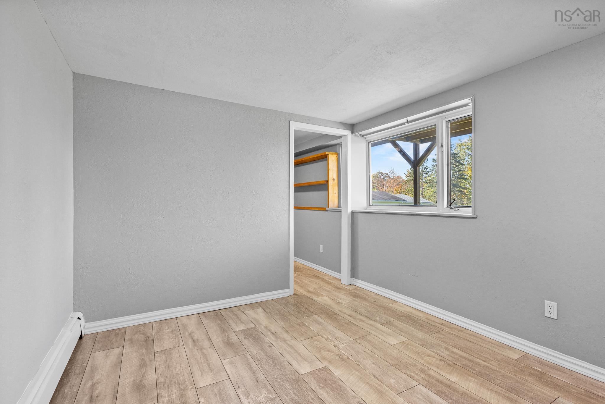 A & B 86 Oakes Road, Fall River, NS (MLS® 202626478)