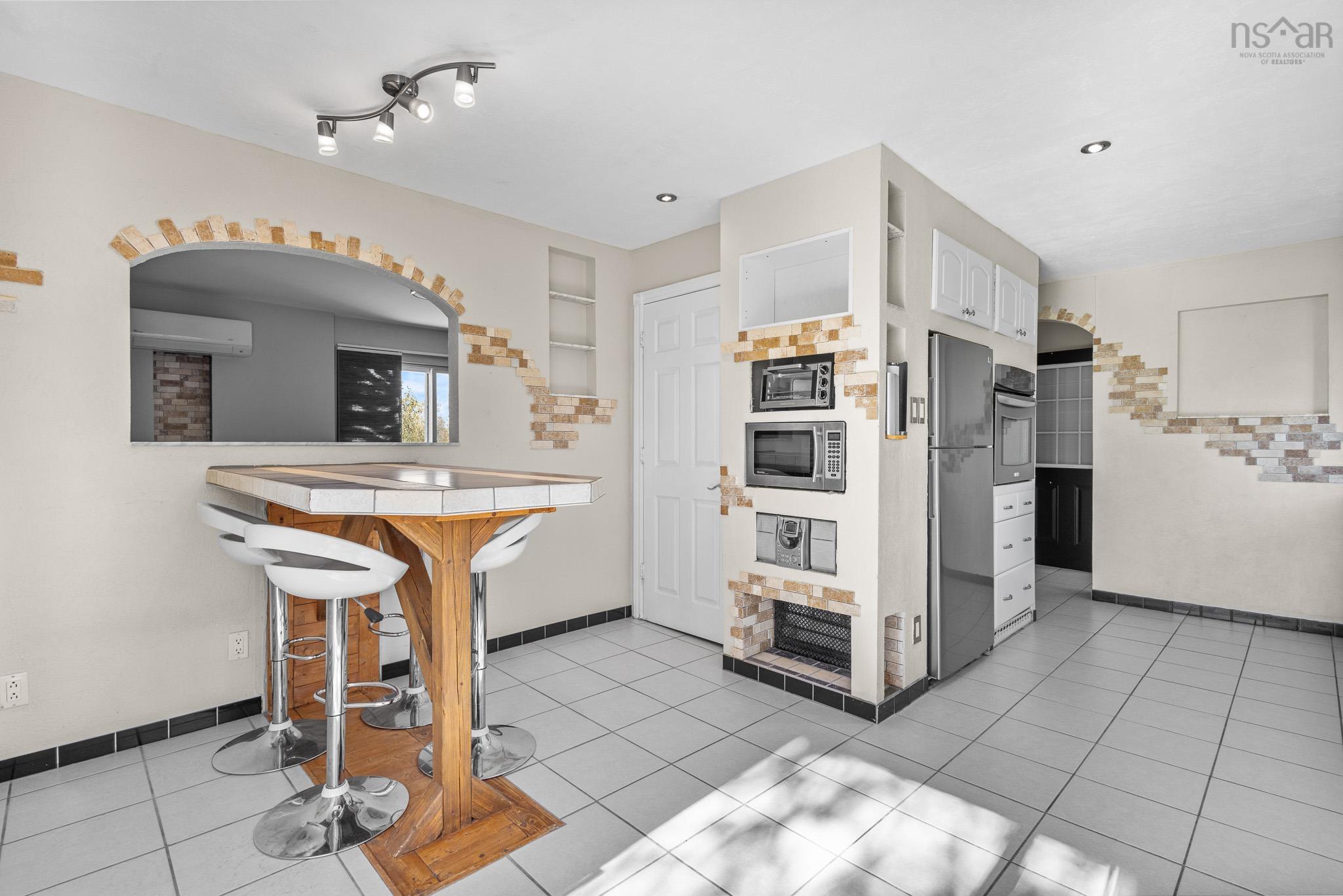 A & B 86 Oakes Road, Fall River, NS (MLS® 202626478)
