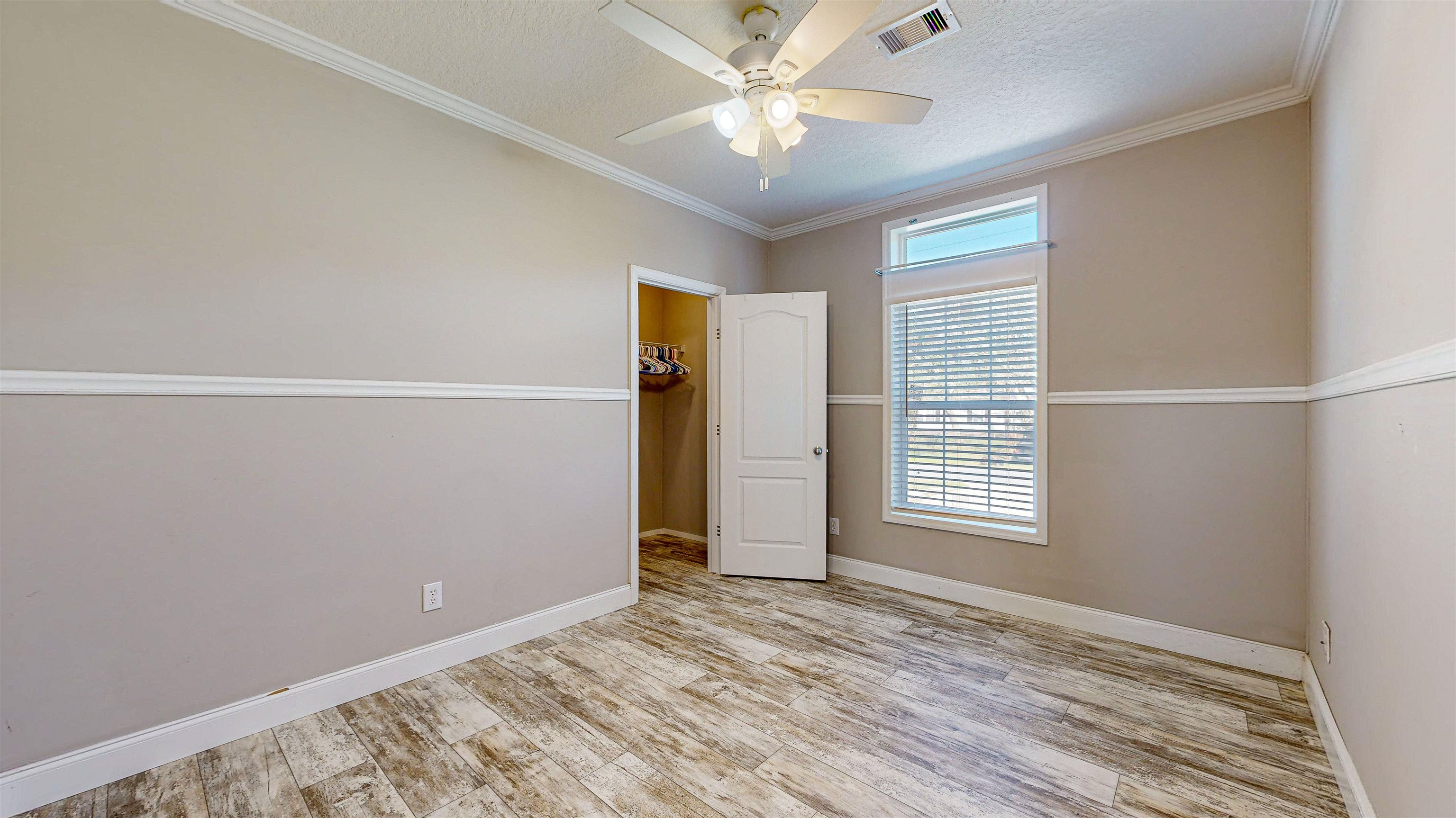 221 Barco Rd