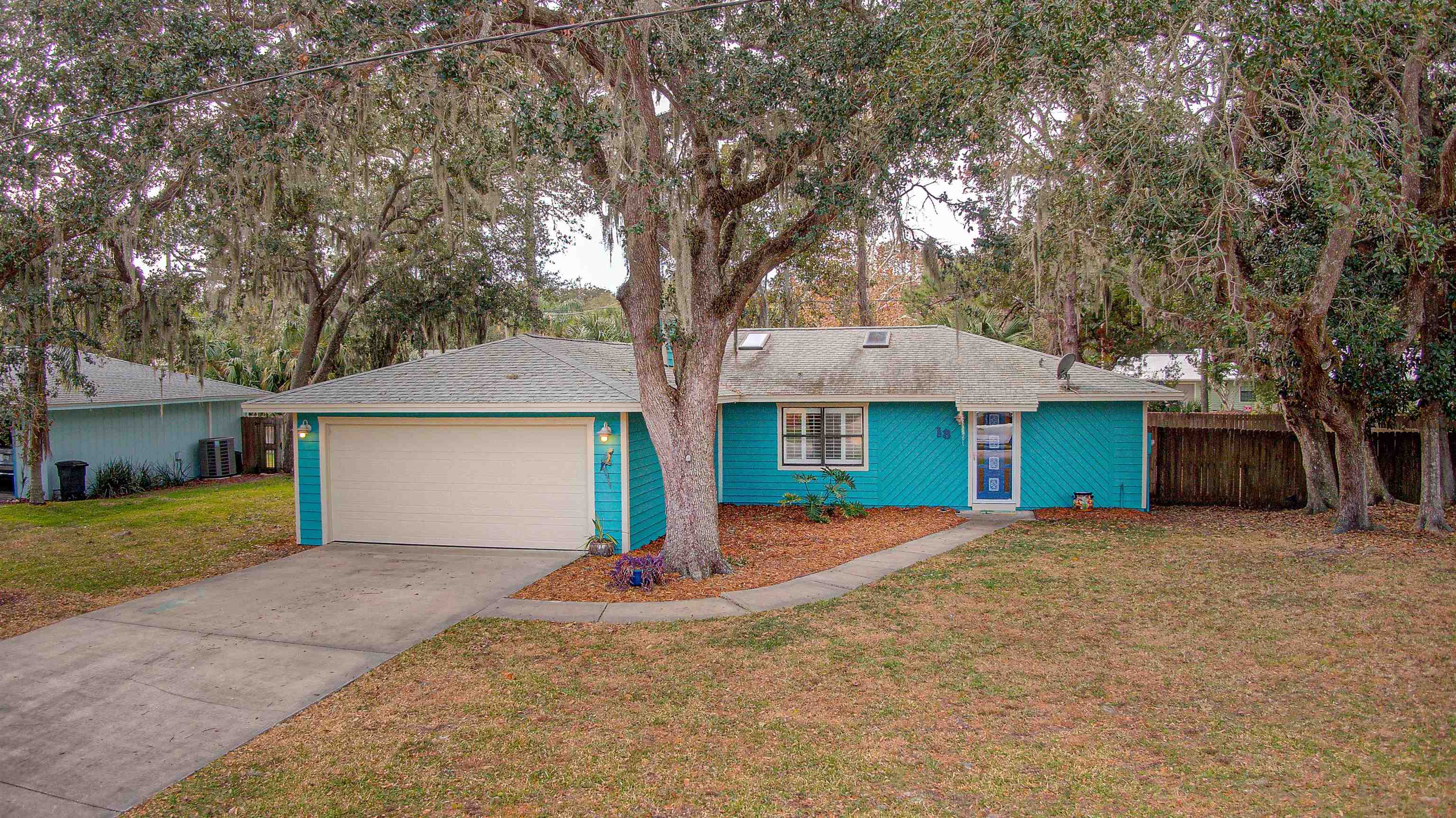 18 Ocean Woods Dr W