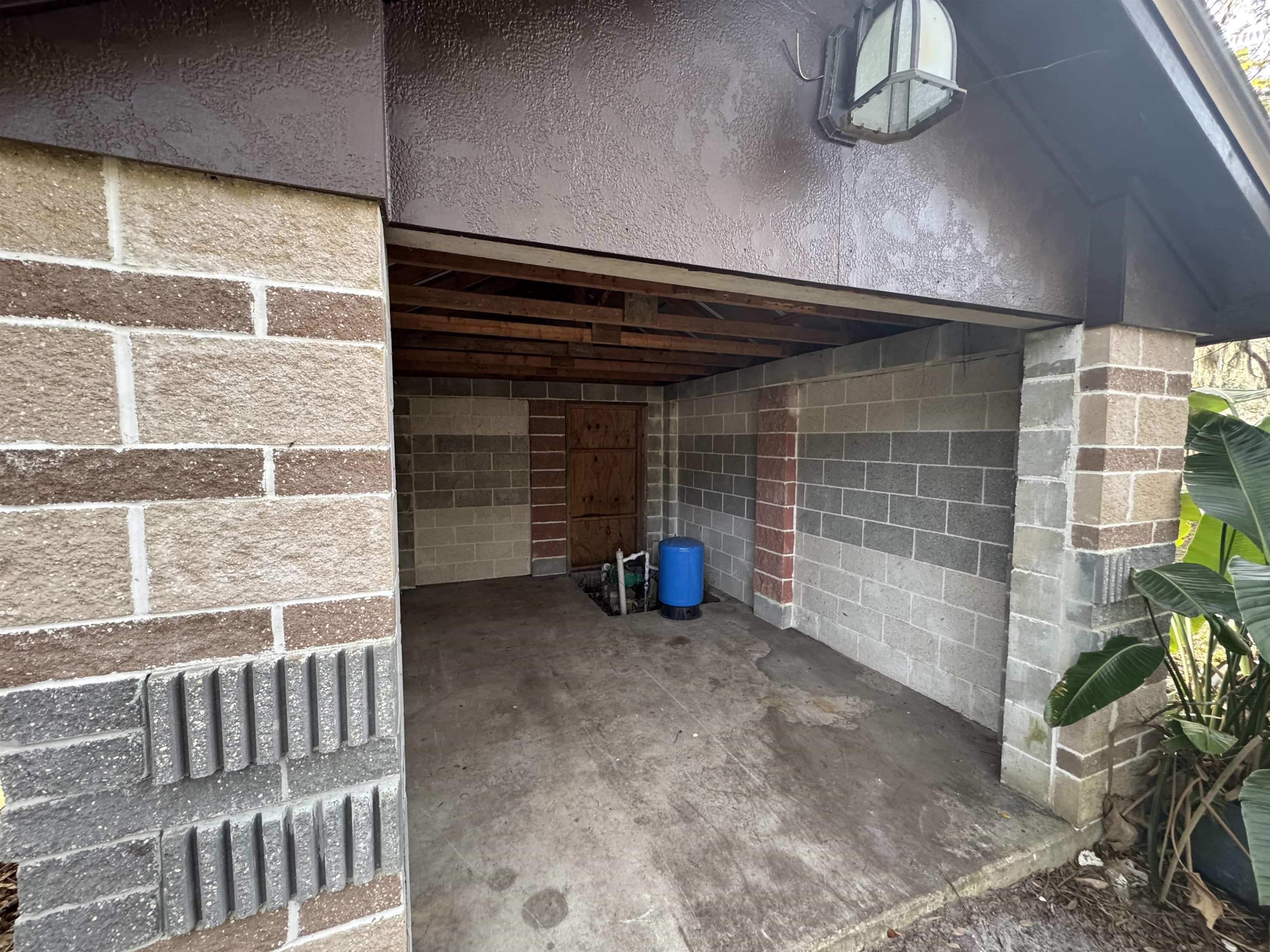 6536 Sherry Ln