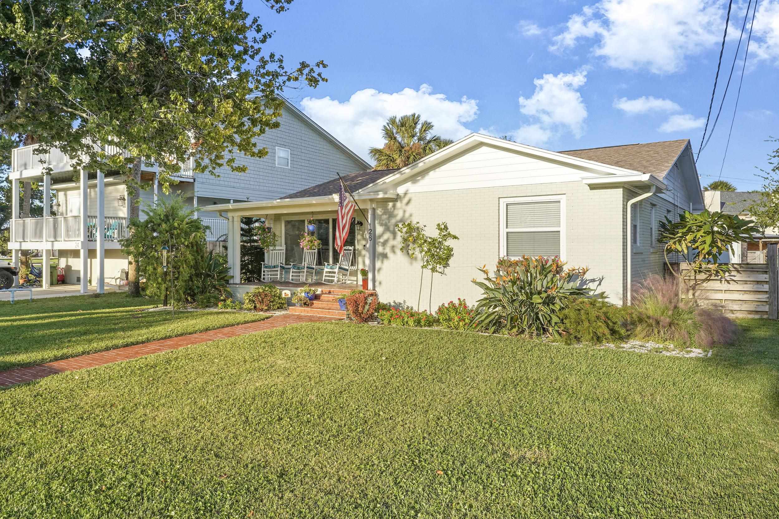 26 Dolphin Dr