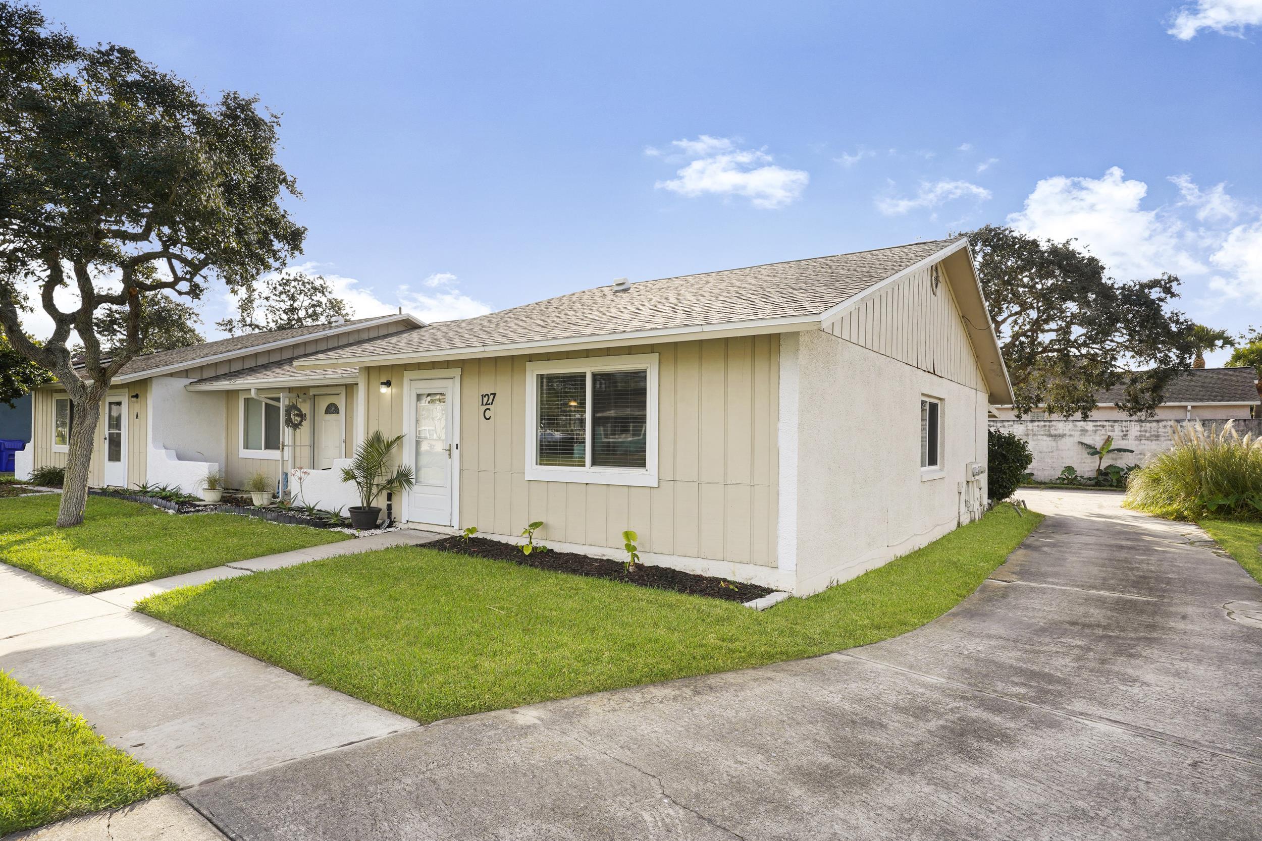 127 Rio Del Mar #C