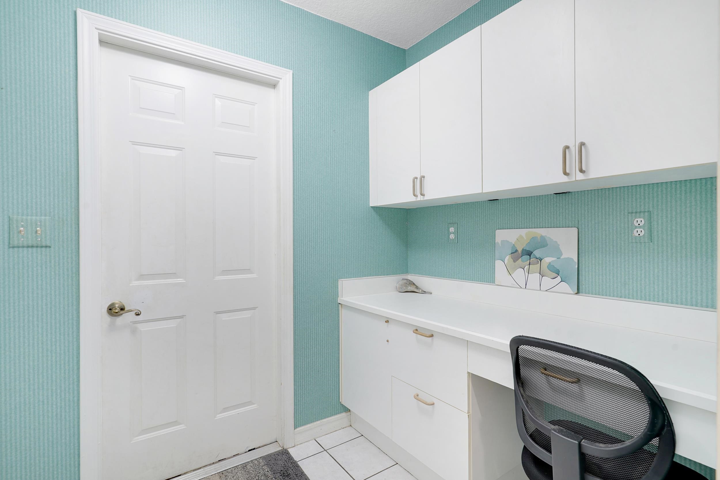 101 Marsh Place North