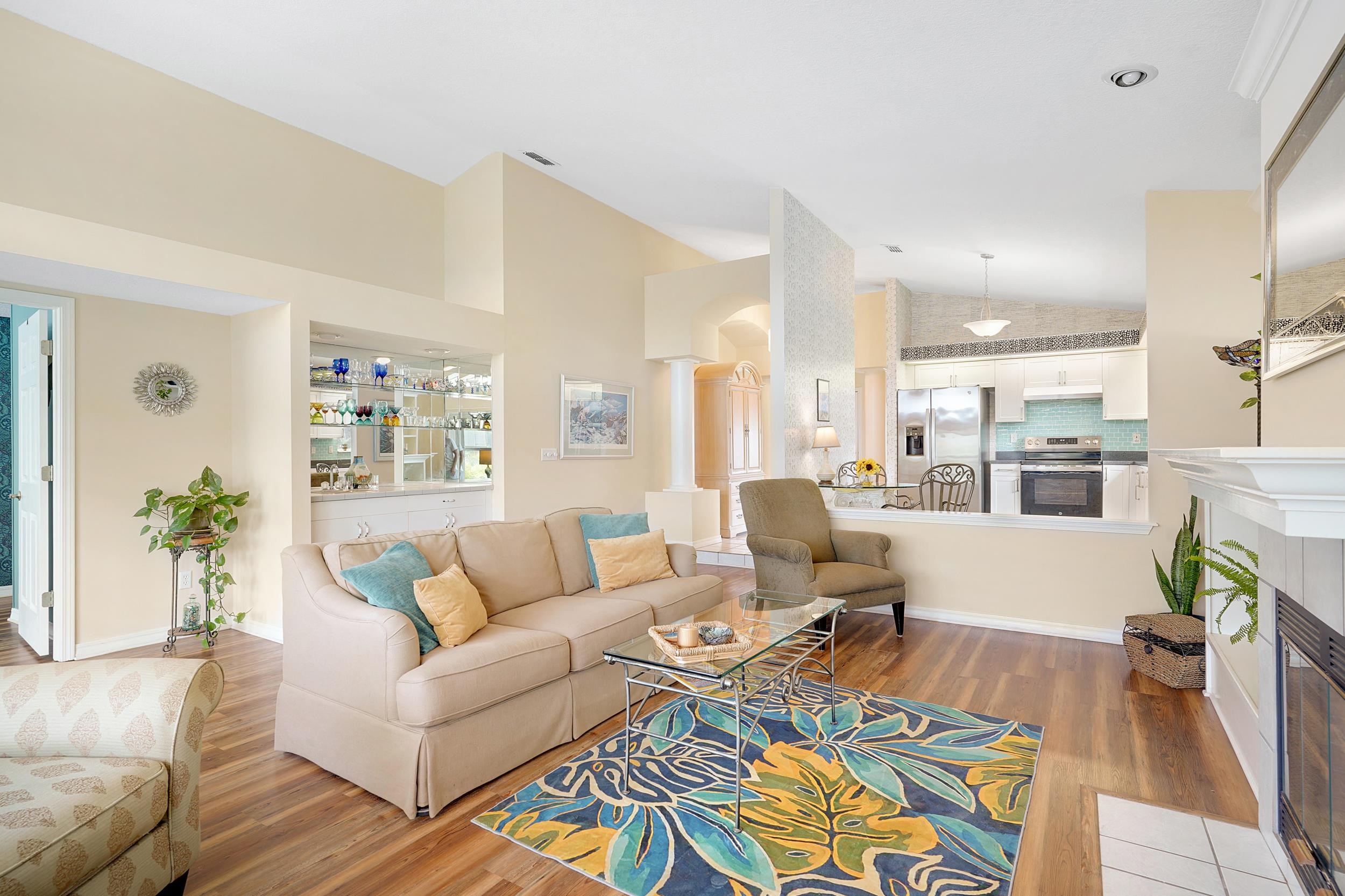 101 Marsh Place North