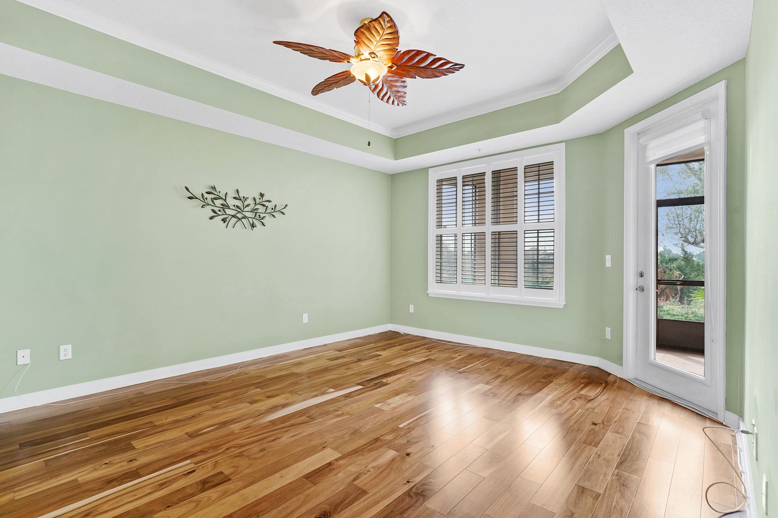 160 Pantano Cay Blvd