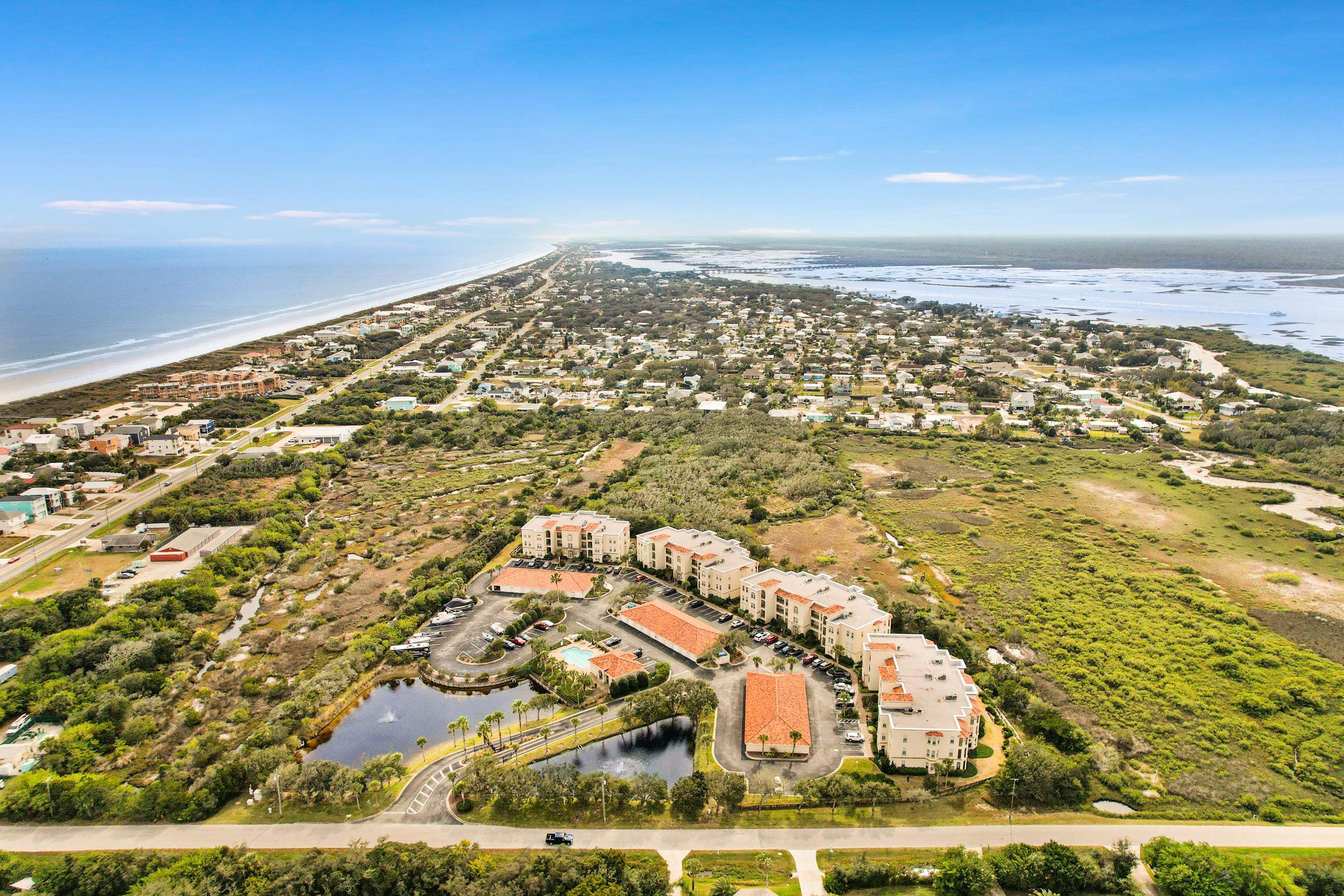 160 Pantano Cay Blvd