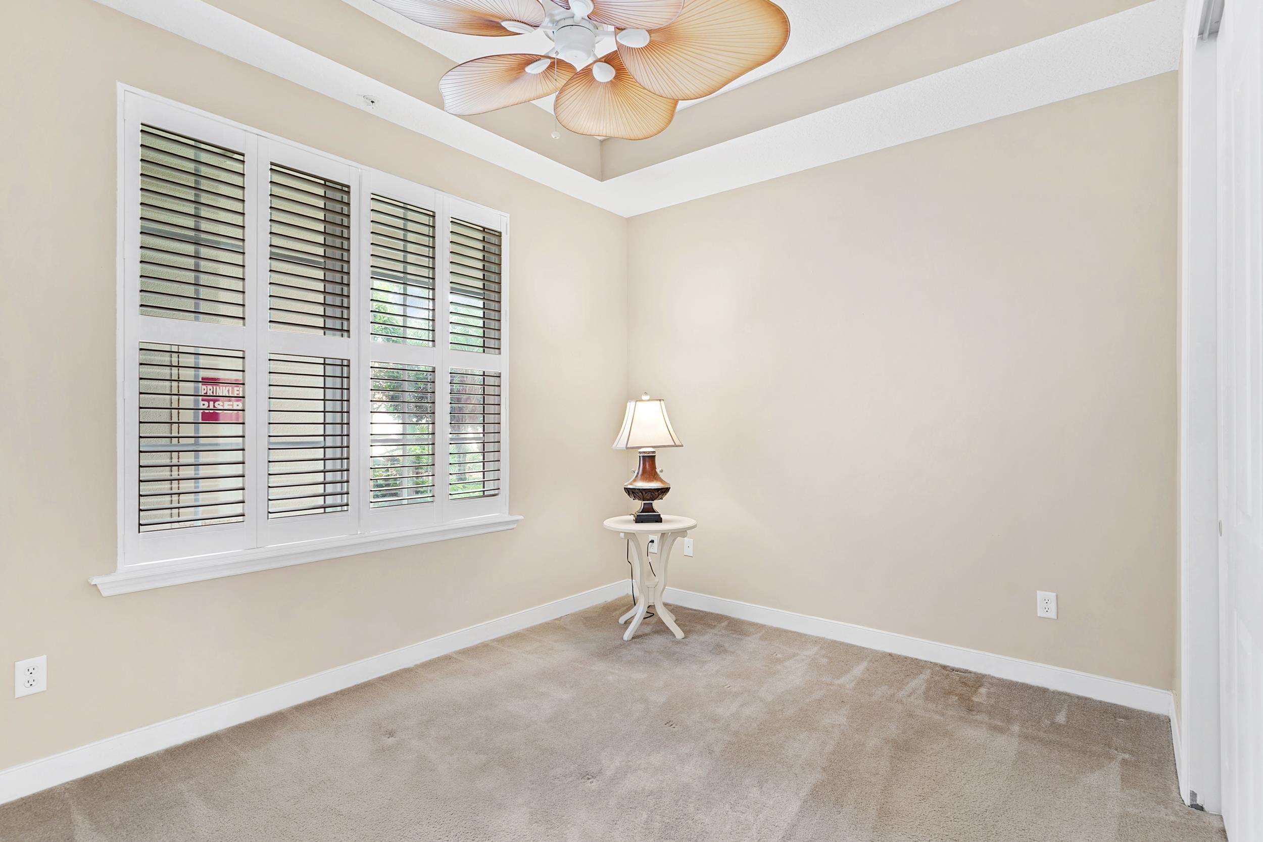 160 Pantano Cay Blvd