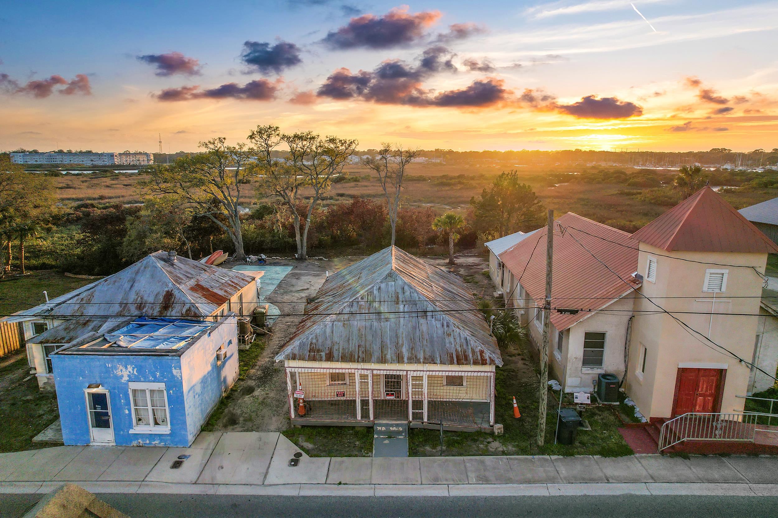 224 Riberia Street