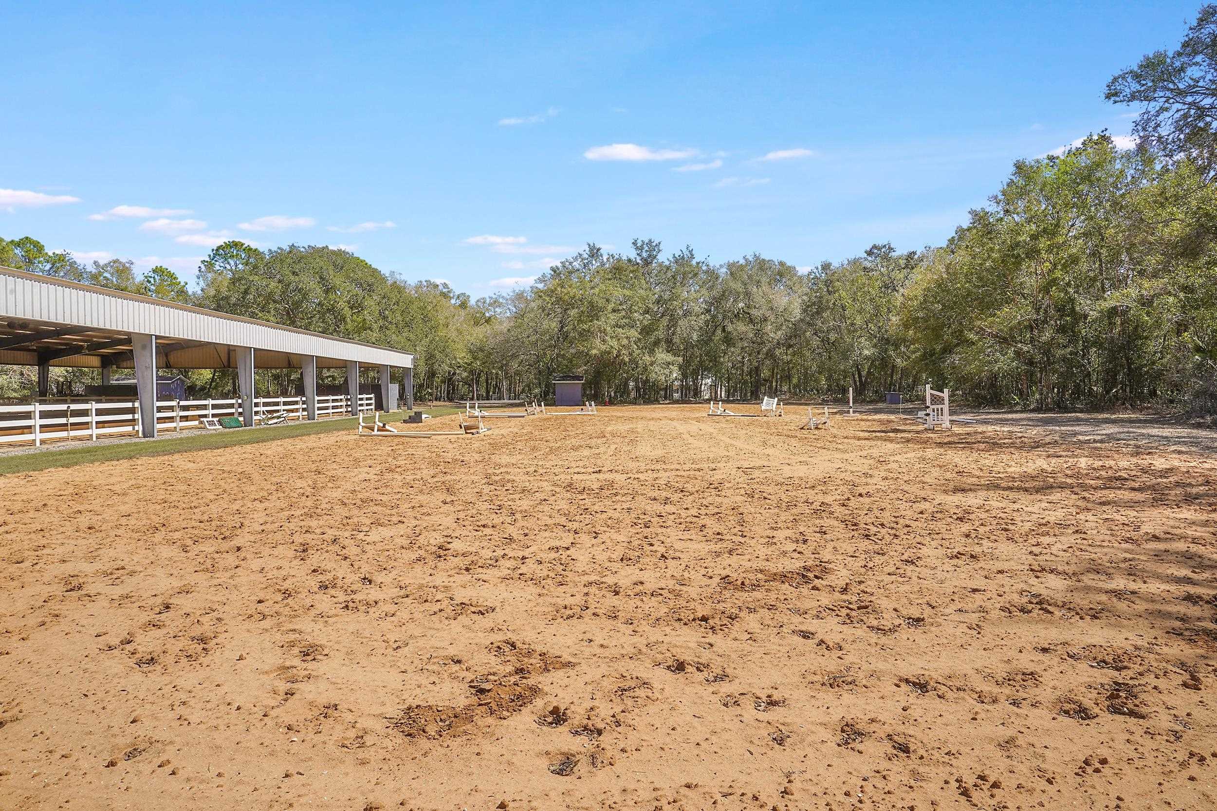 130 & 131 Dancing Horse Dr