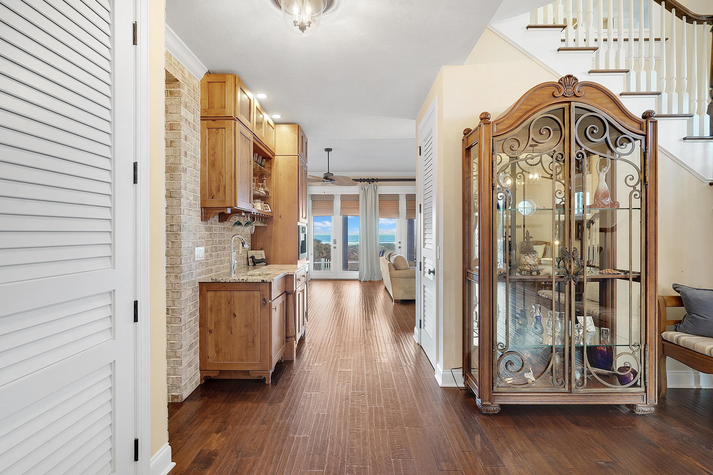 28 Seascape Cir