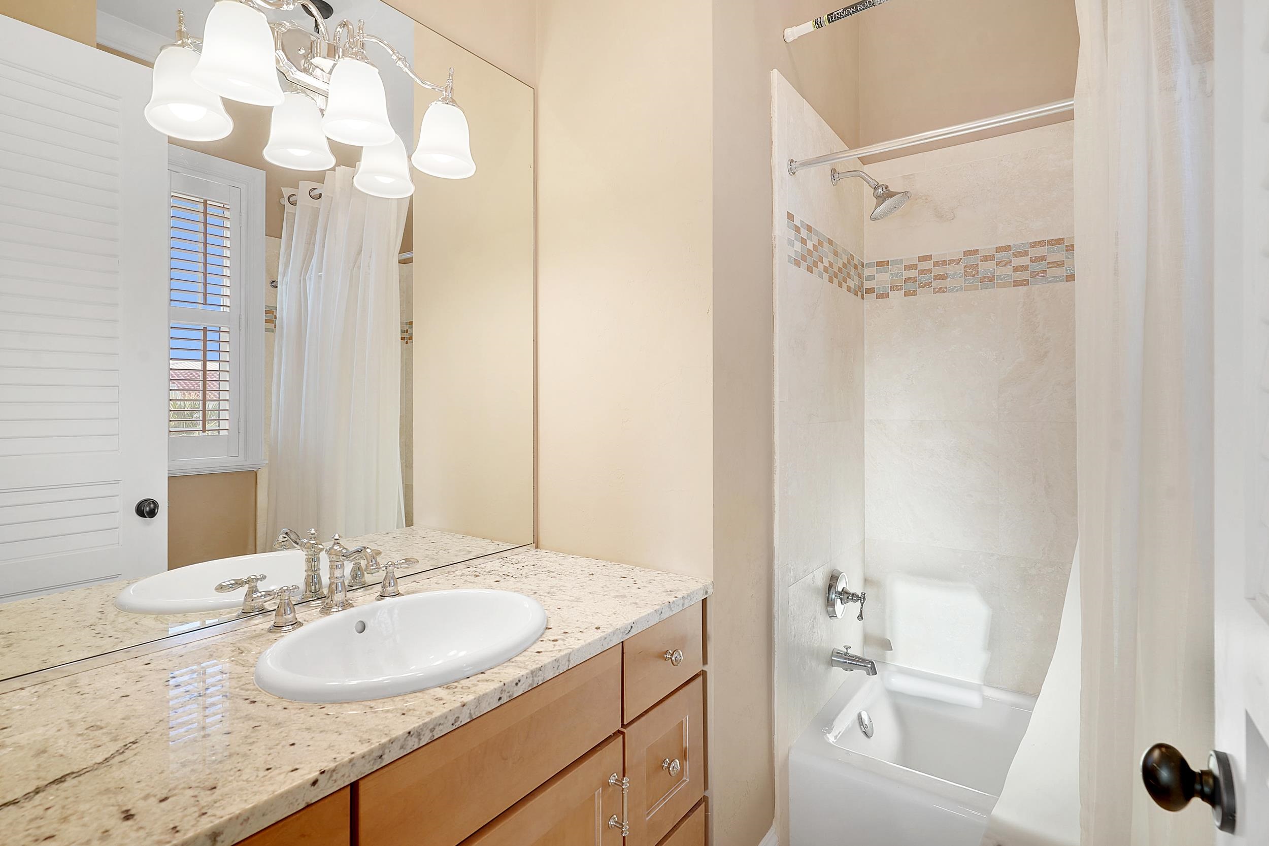28 Seascape Cir