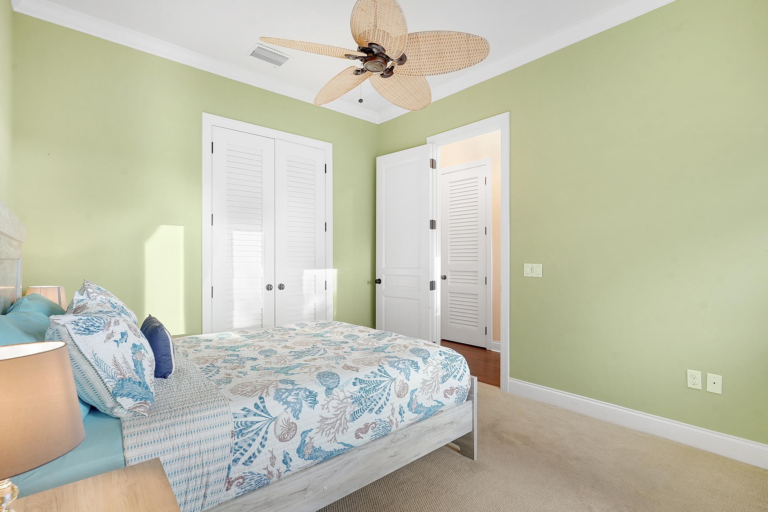 28 Seascape Cir