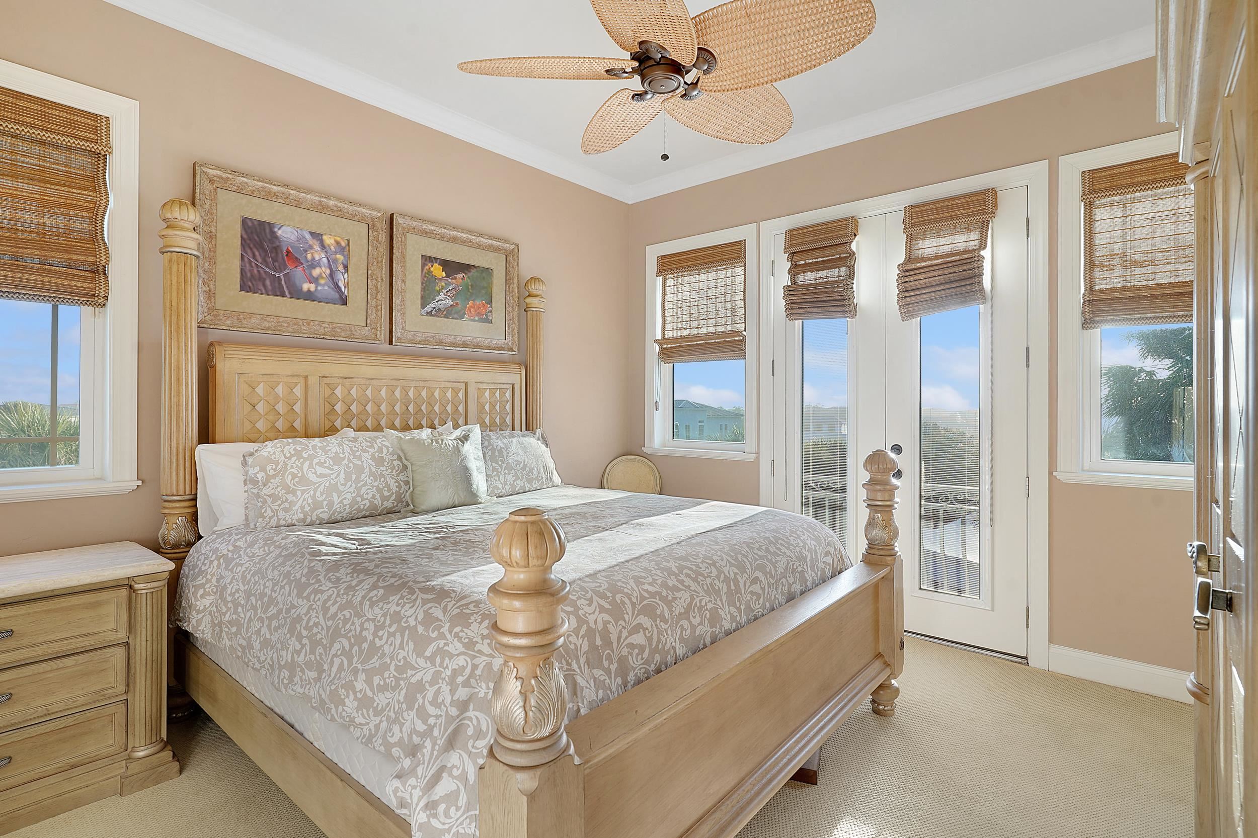 28 Seascape Cir