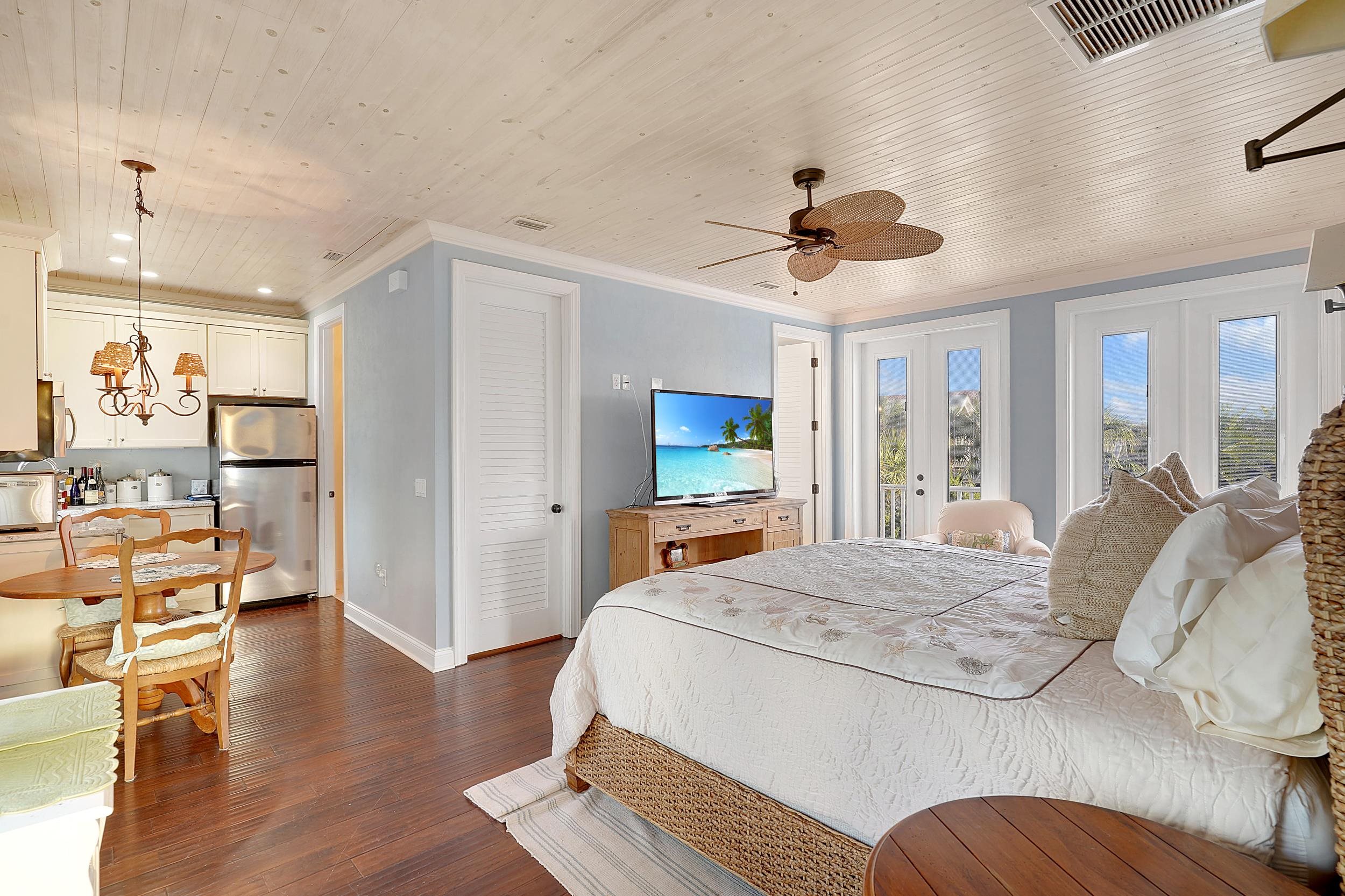 28 Seascape Cir