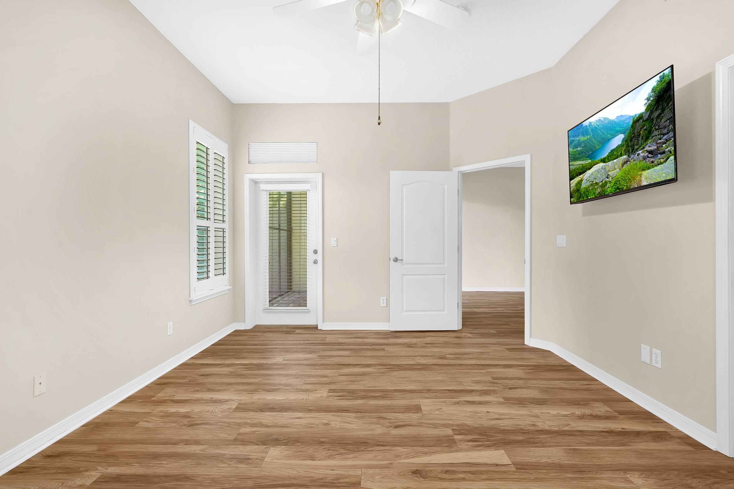 1003 Makarios Dr