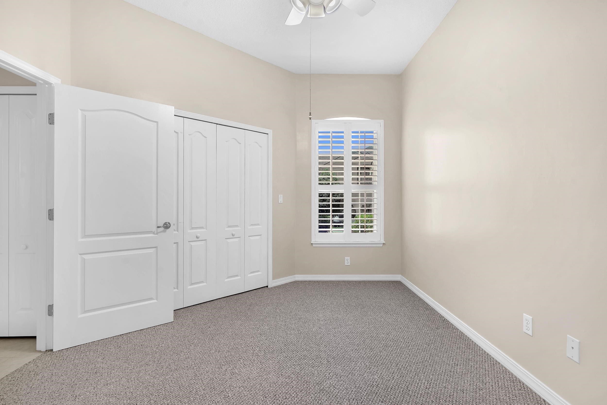 1003 Makarios Dr