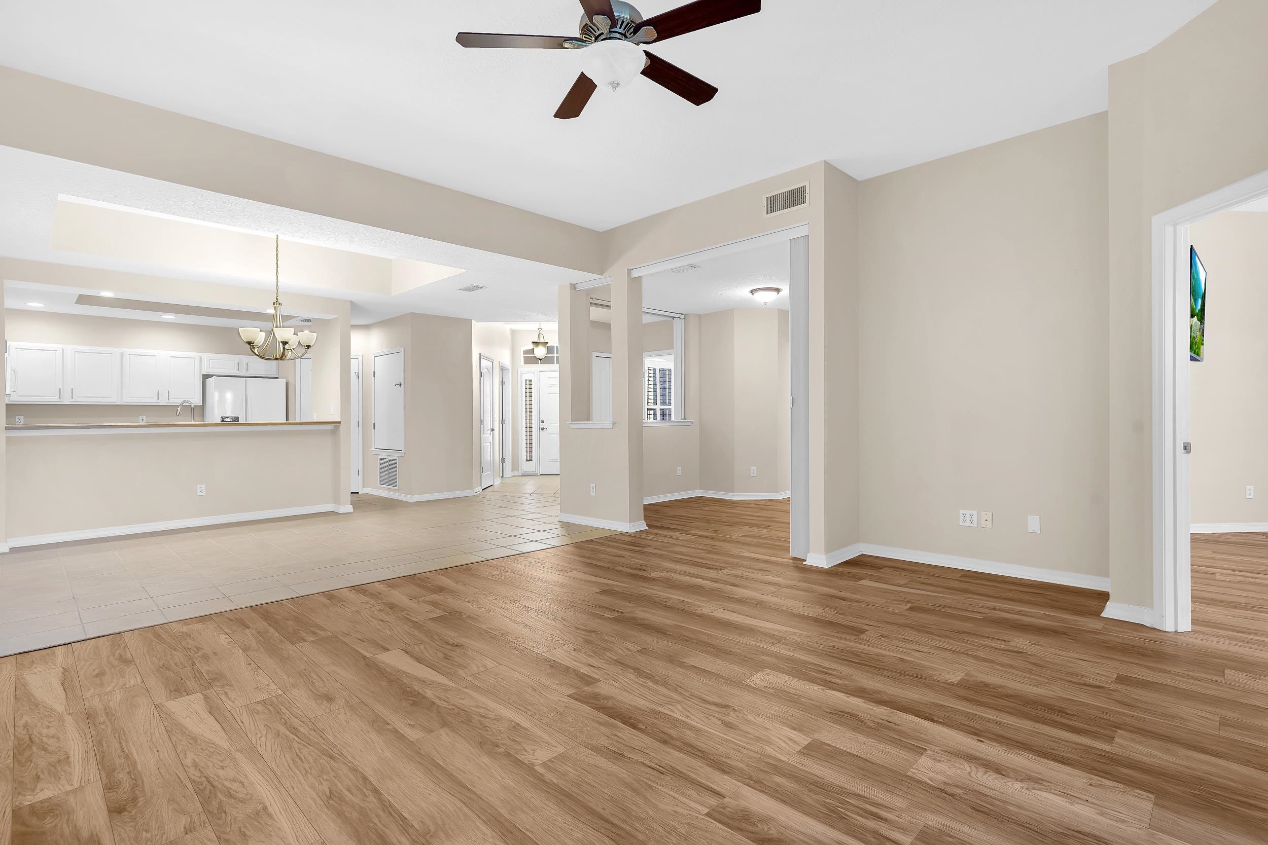 1003 Makarios Dr