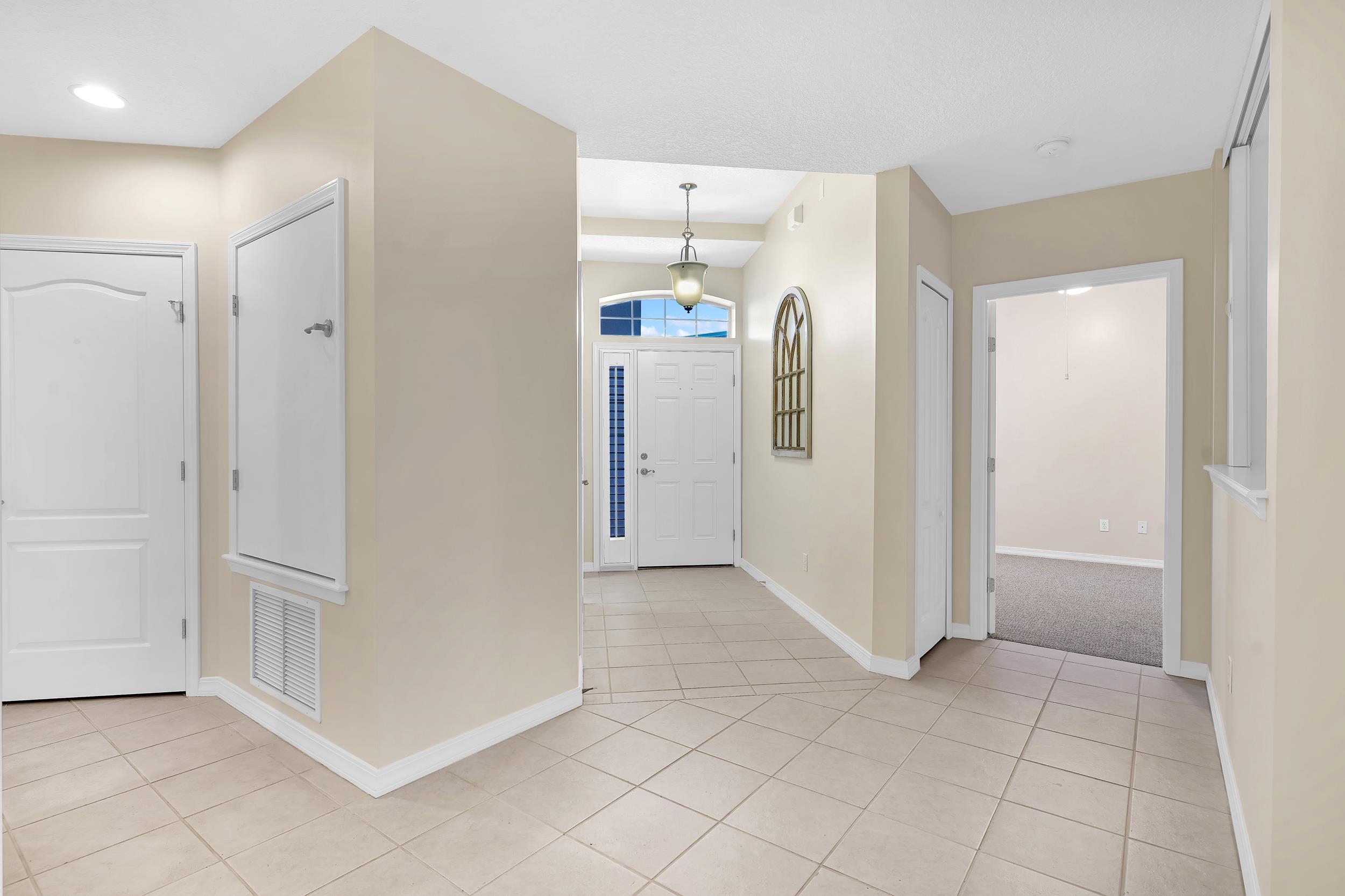 1003 Makarios Dr
