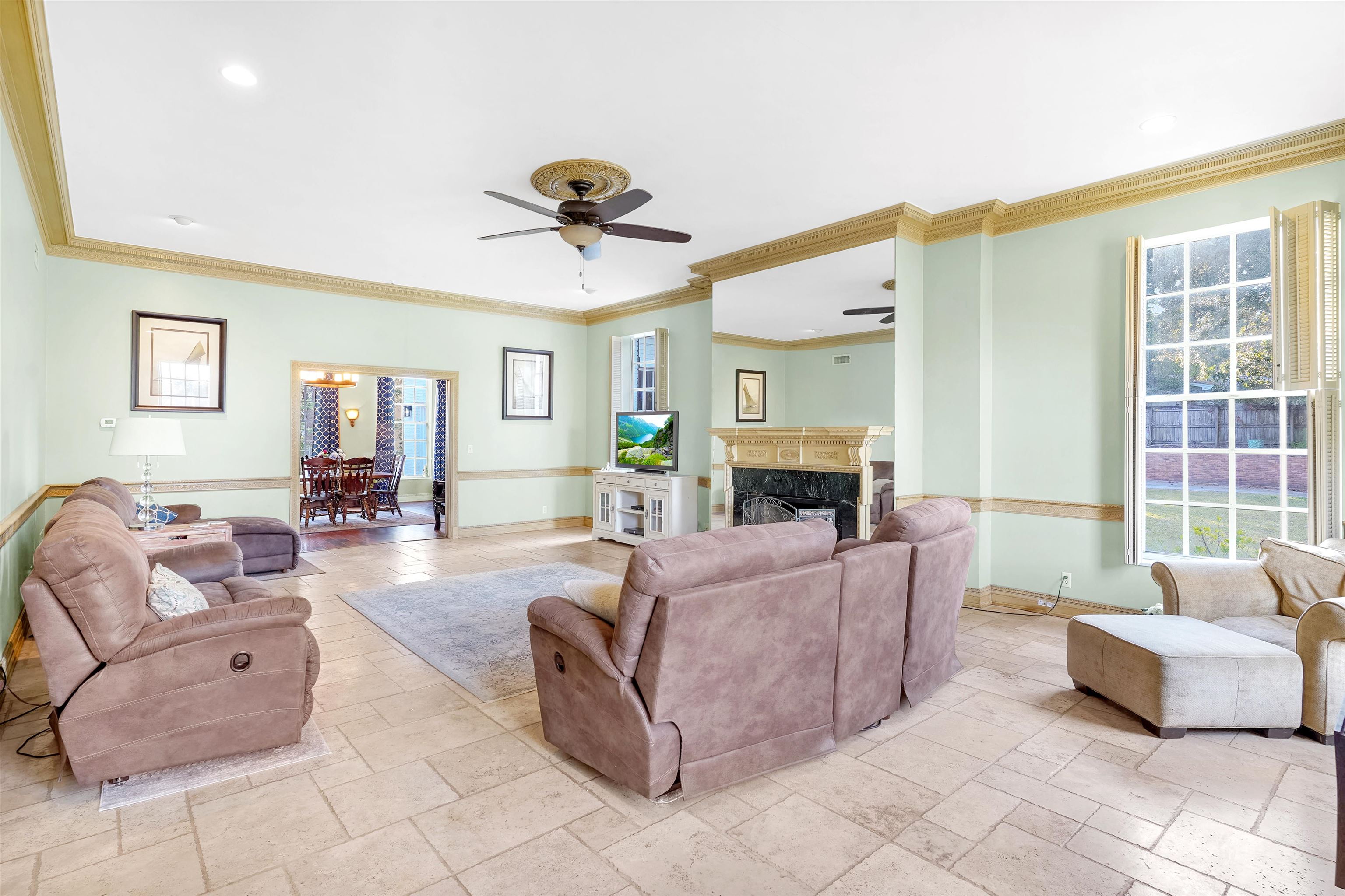 40 Willow Drive